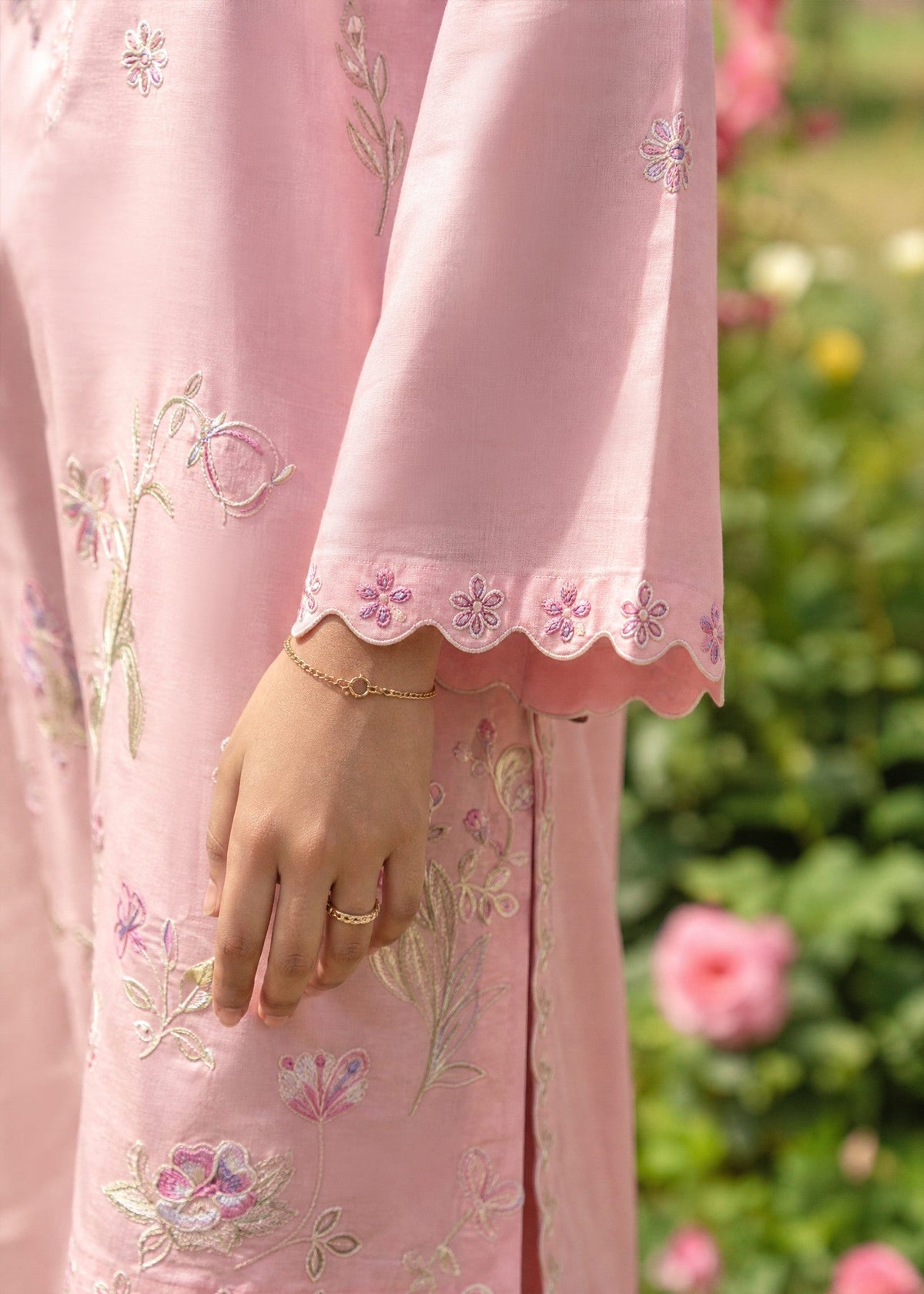 SS26DC-2627 LIGHT PINK 2PCS EMBROIDERED KURTA WITH TROUSER