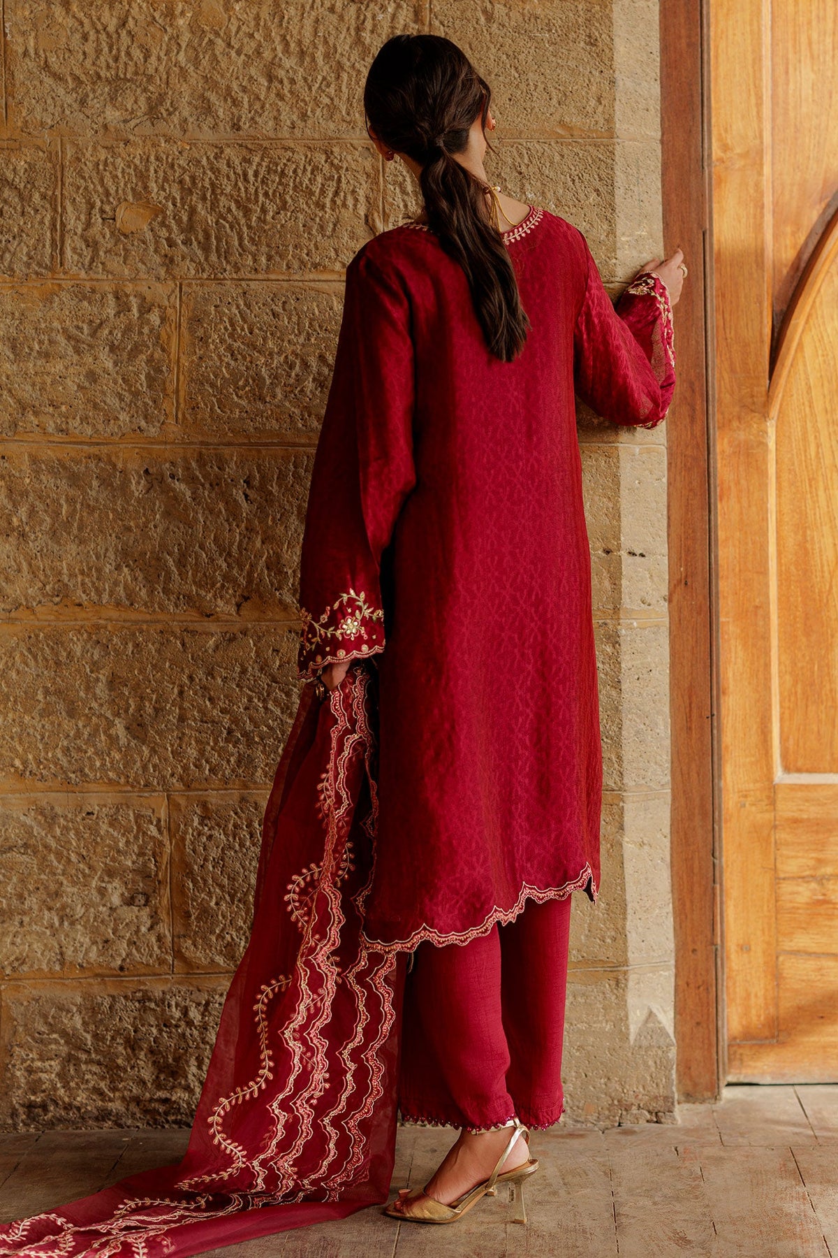 SS26DL-0353 MAROON 3PCS