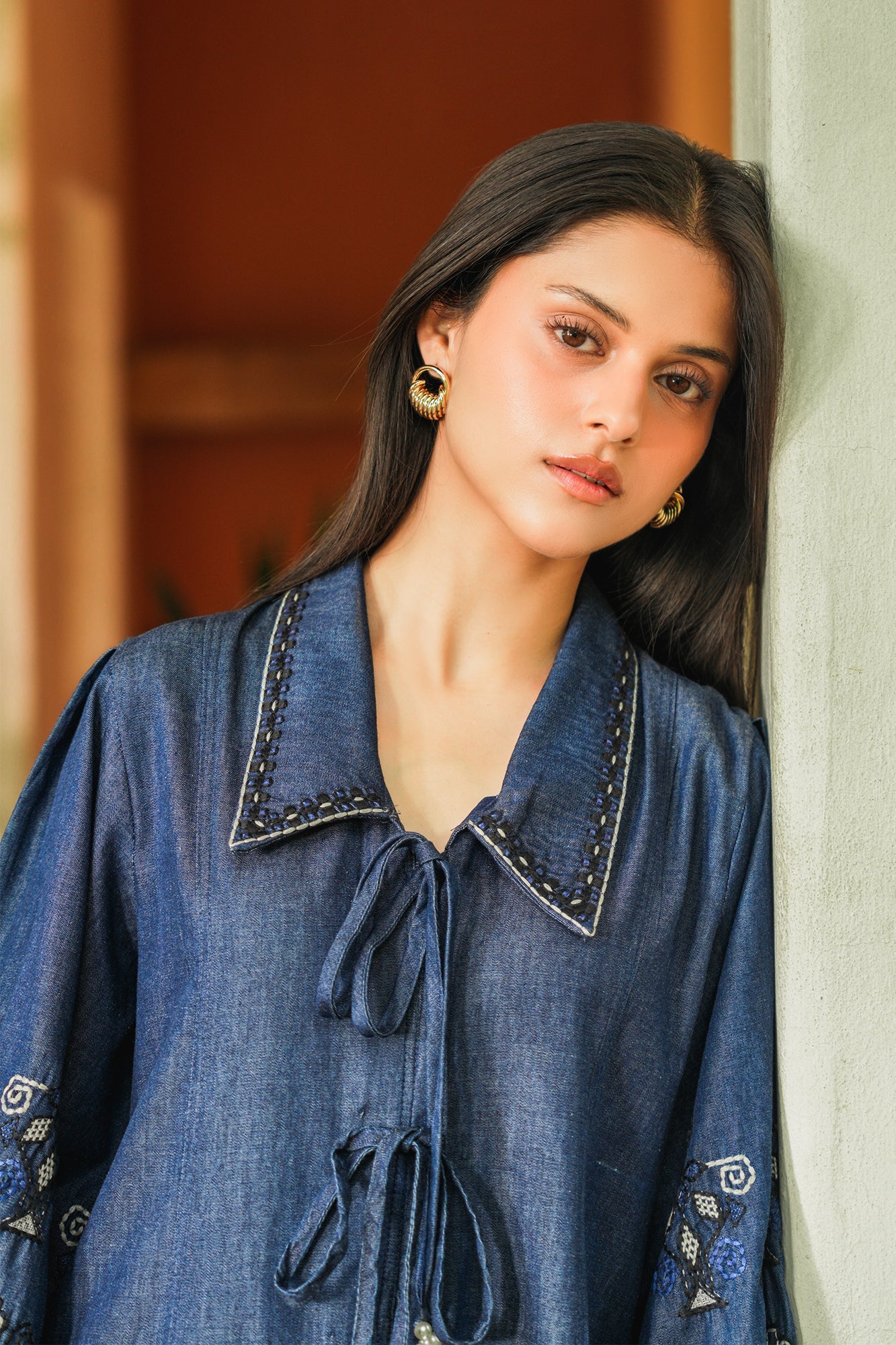 EMBROIDERED DRESS (E1019/101/625)