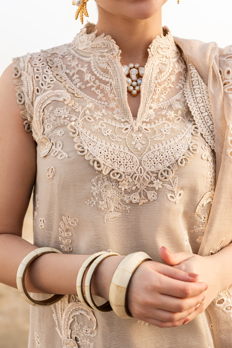 FK-01 Sophia Style — Mairaz Blush Chikankari Three-Piece Suit