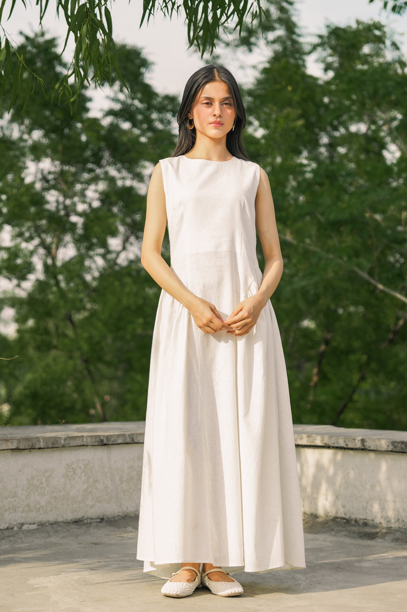 DRESS (E3326/108/001)