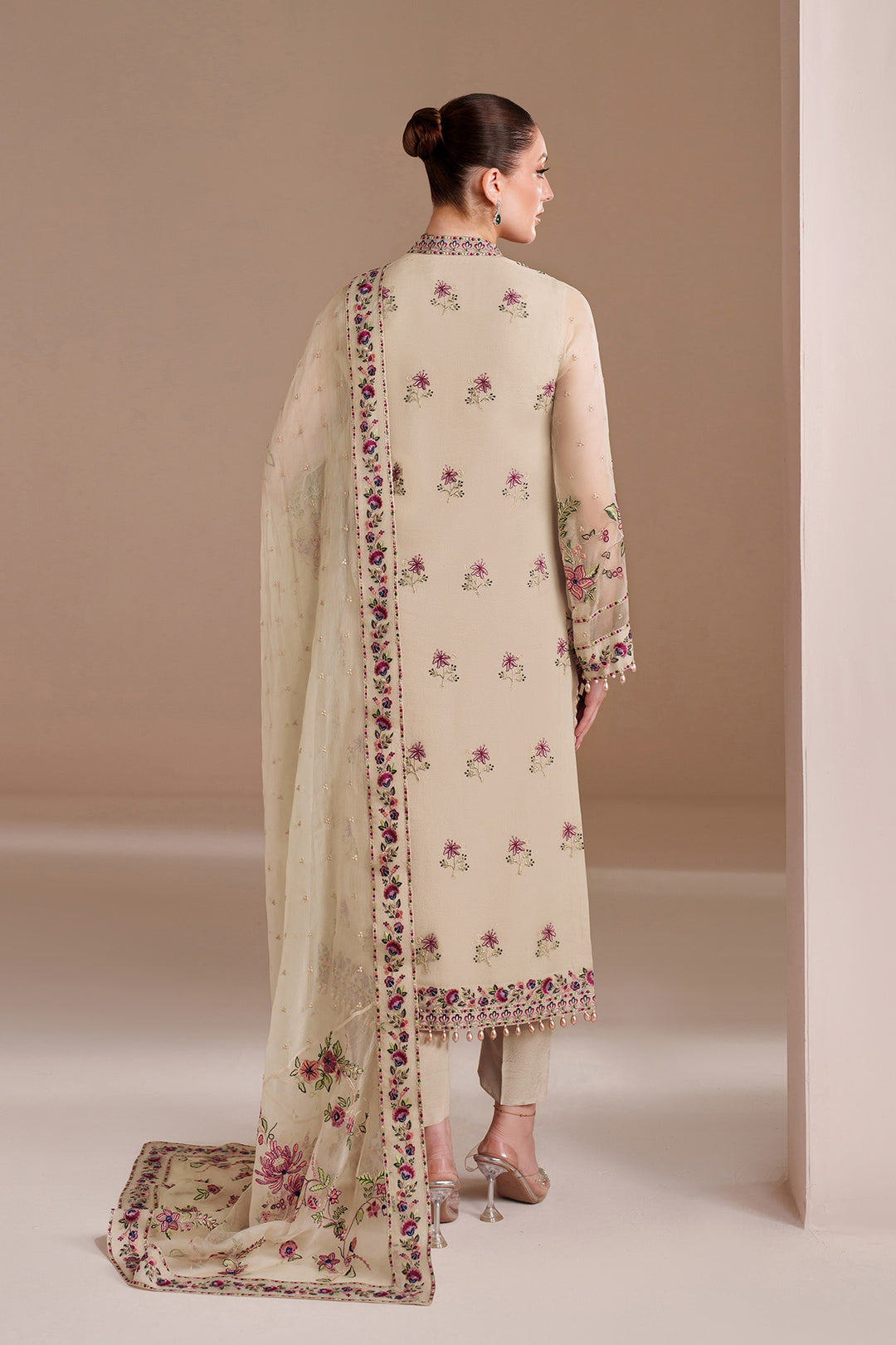 Alizeh – Victoria Style