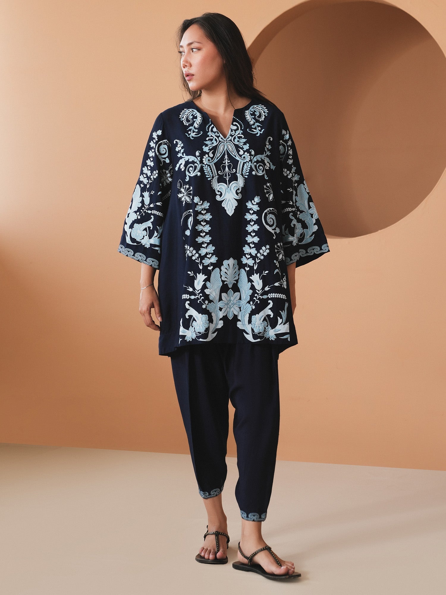 ANTIBE & SKINNY SHALWAR