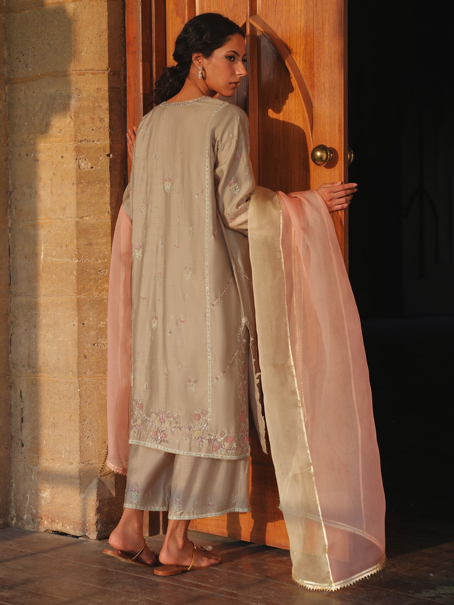 Raya, Izaar & Dupatta
