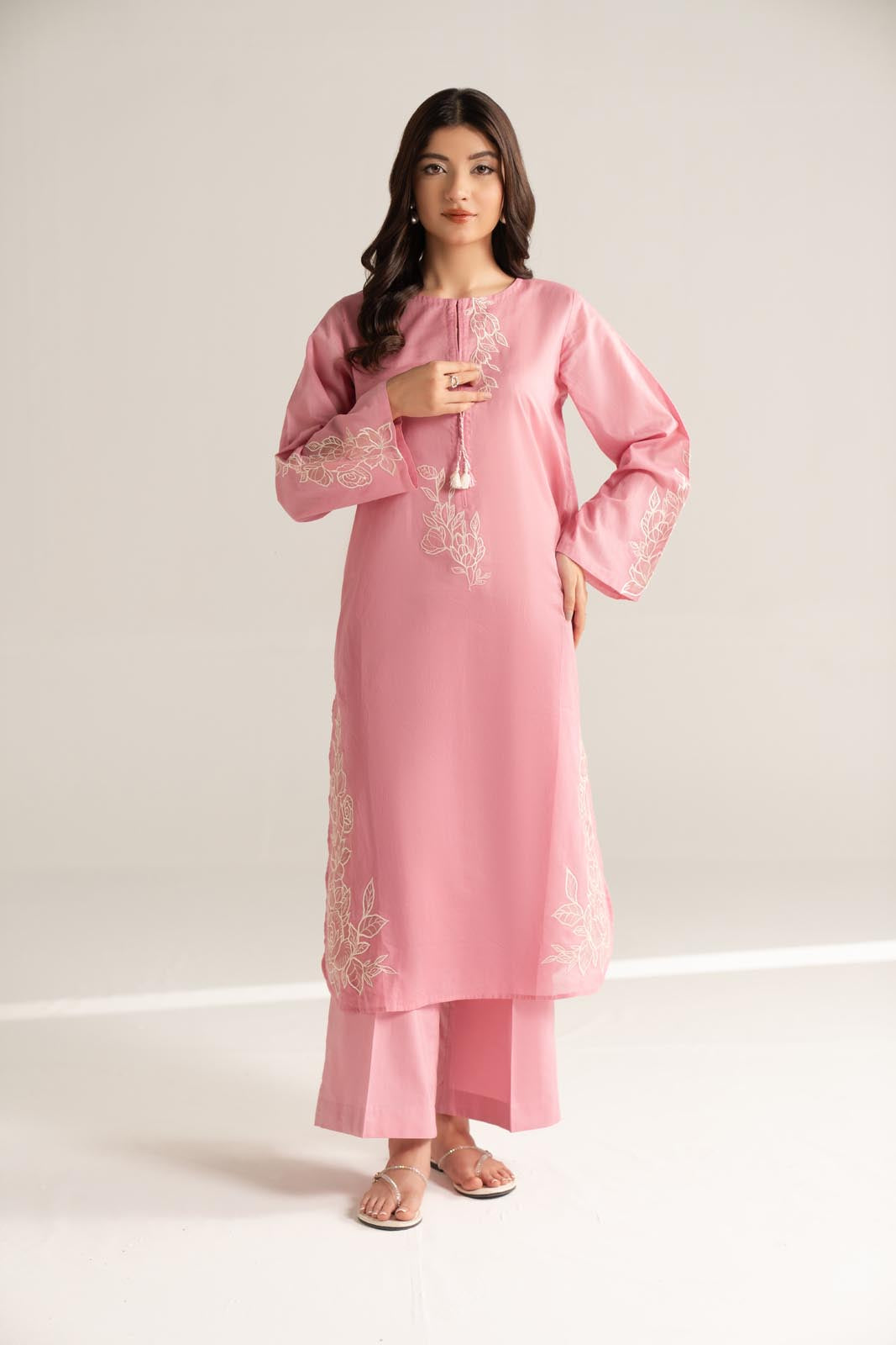 2 Piece Lawn Embroidered Suit (CS0470)