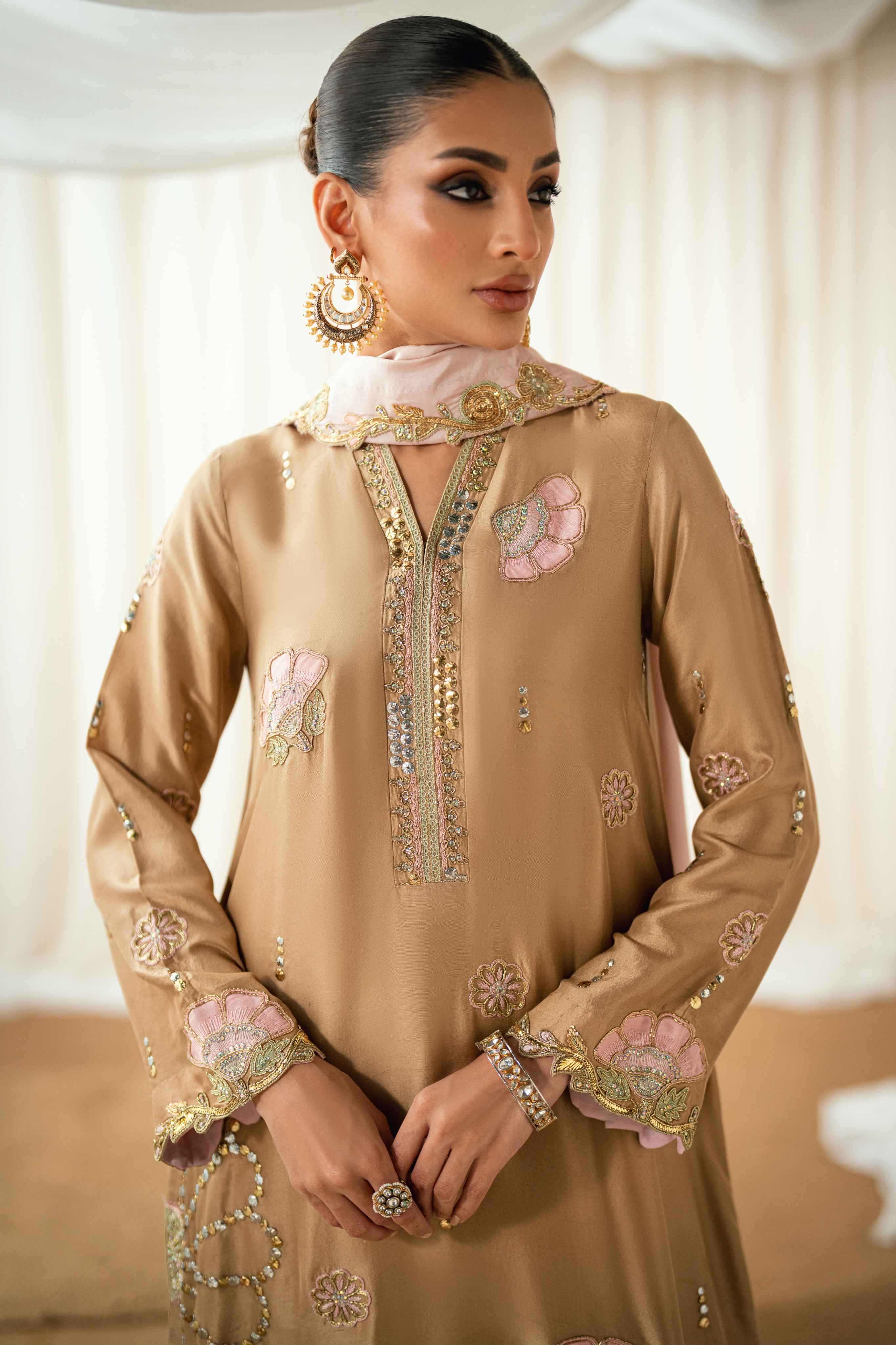 https://cdn.shopify.com/s/files/1/0412/9311/9639/files/DSC01816.jpg?v=1762350428