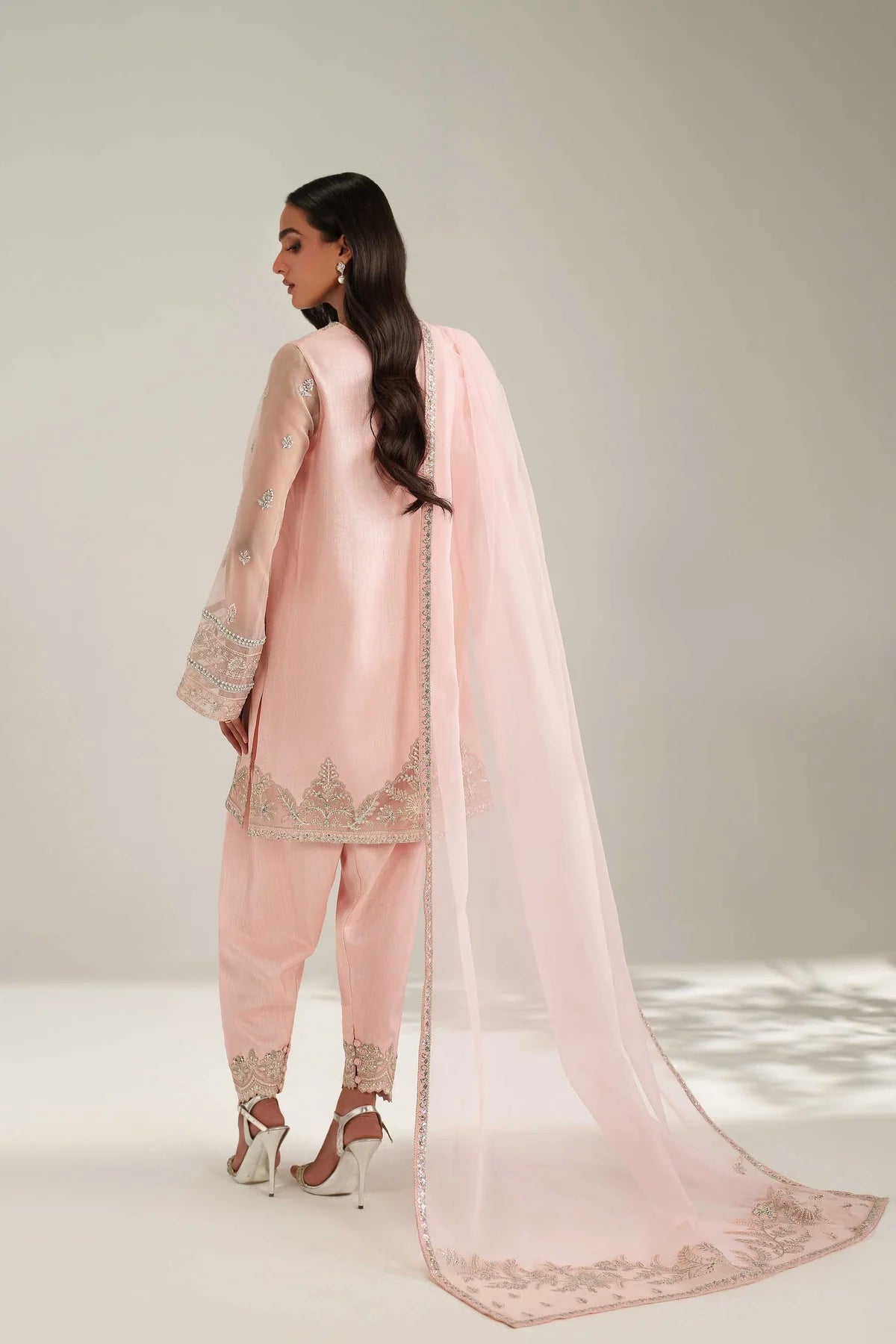 Akbar Aslam – Lizaye Style
