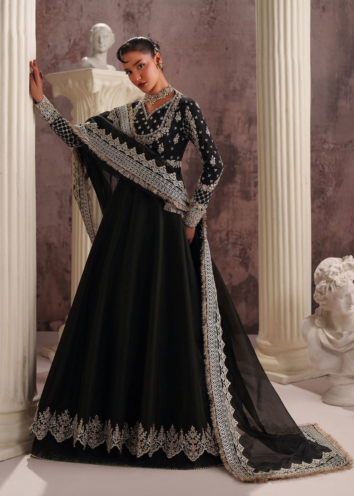 Novara Style — Mairaz Black Lehenga