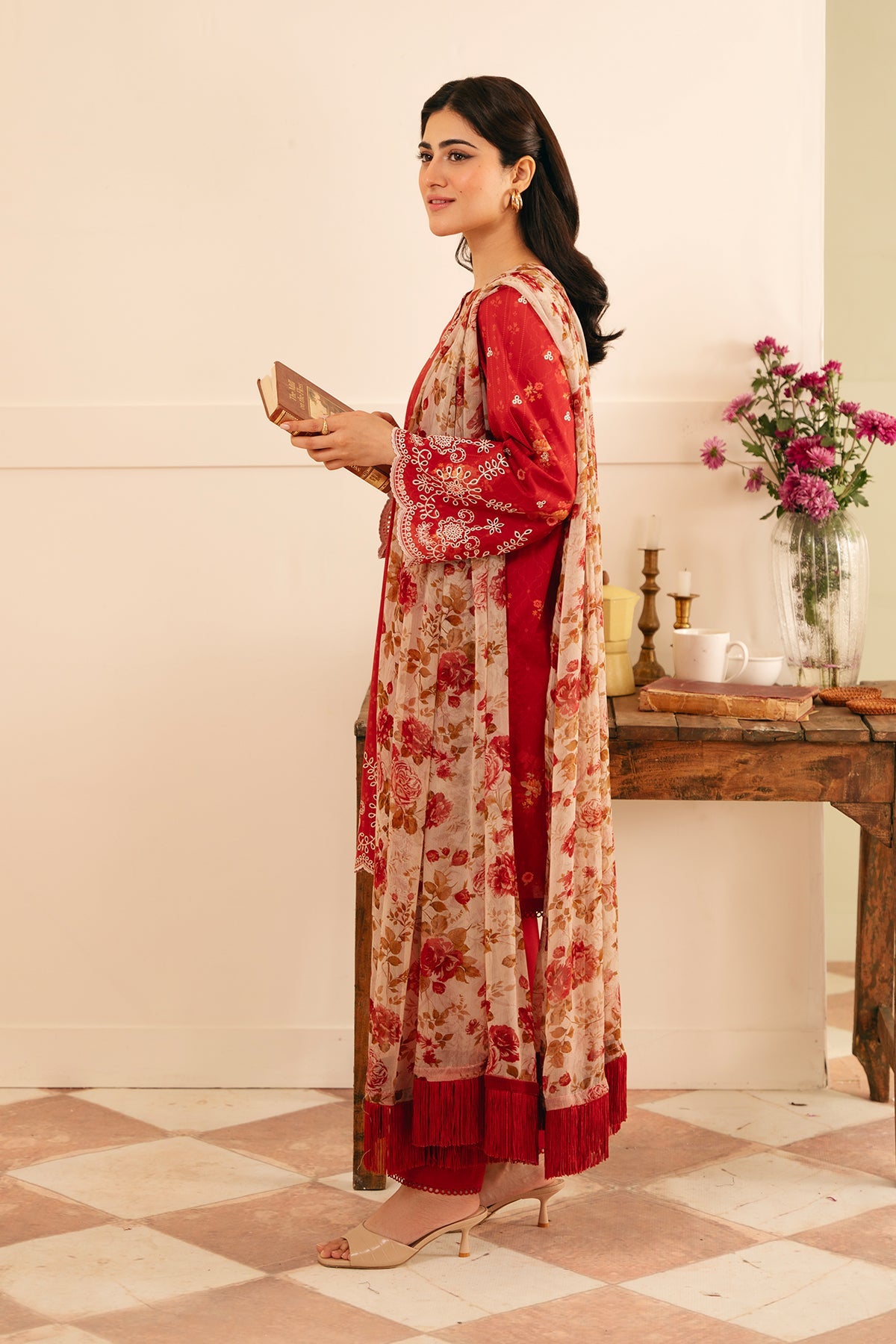 https://cdn.shopify.com/s/files/1/0704/5916/2937/files/DSC03085.jpg?v=1752139814