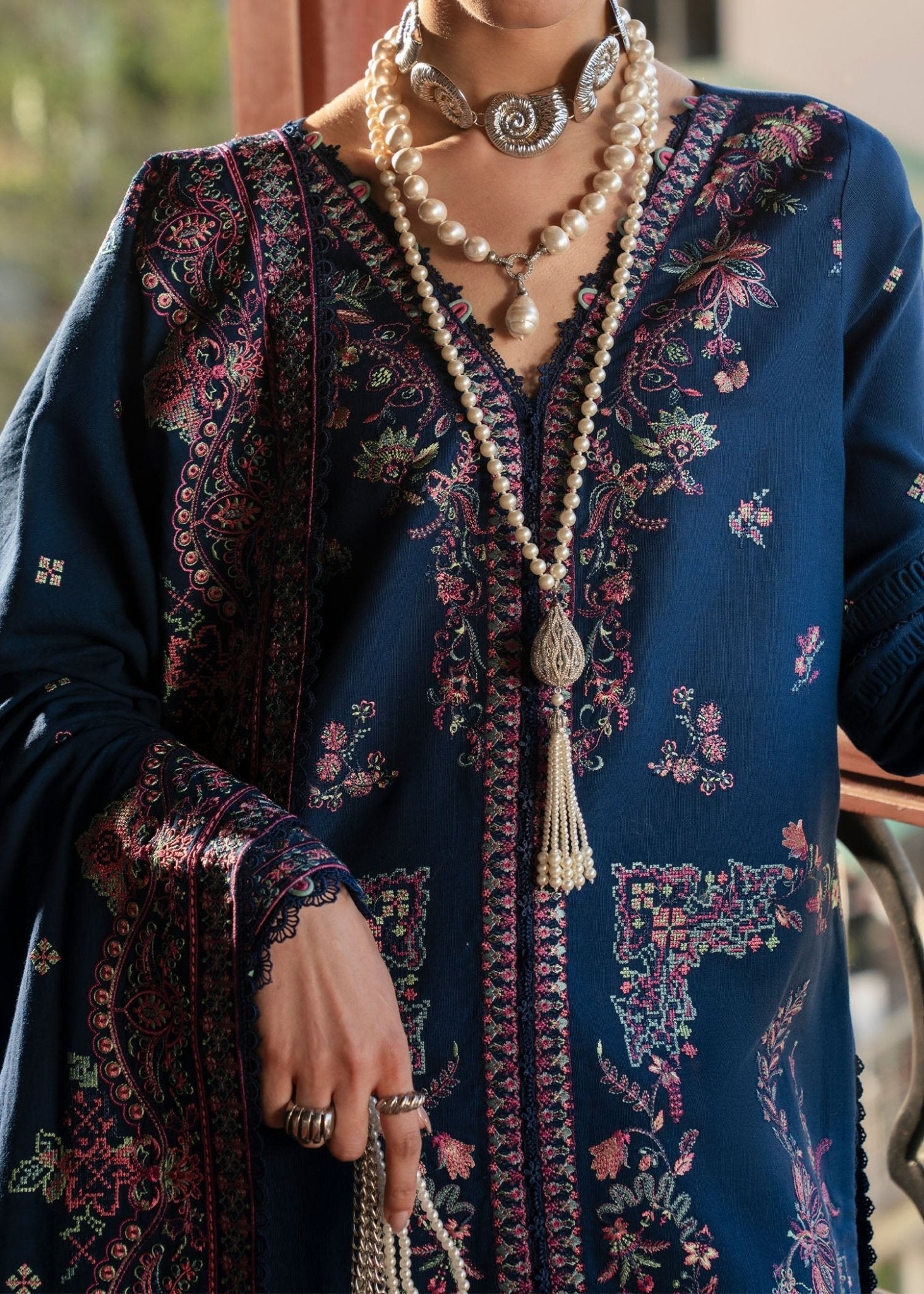 Nishwa - Stitched