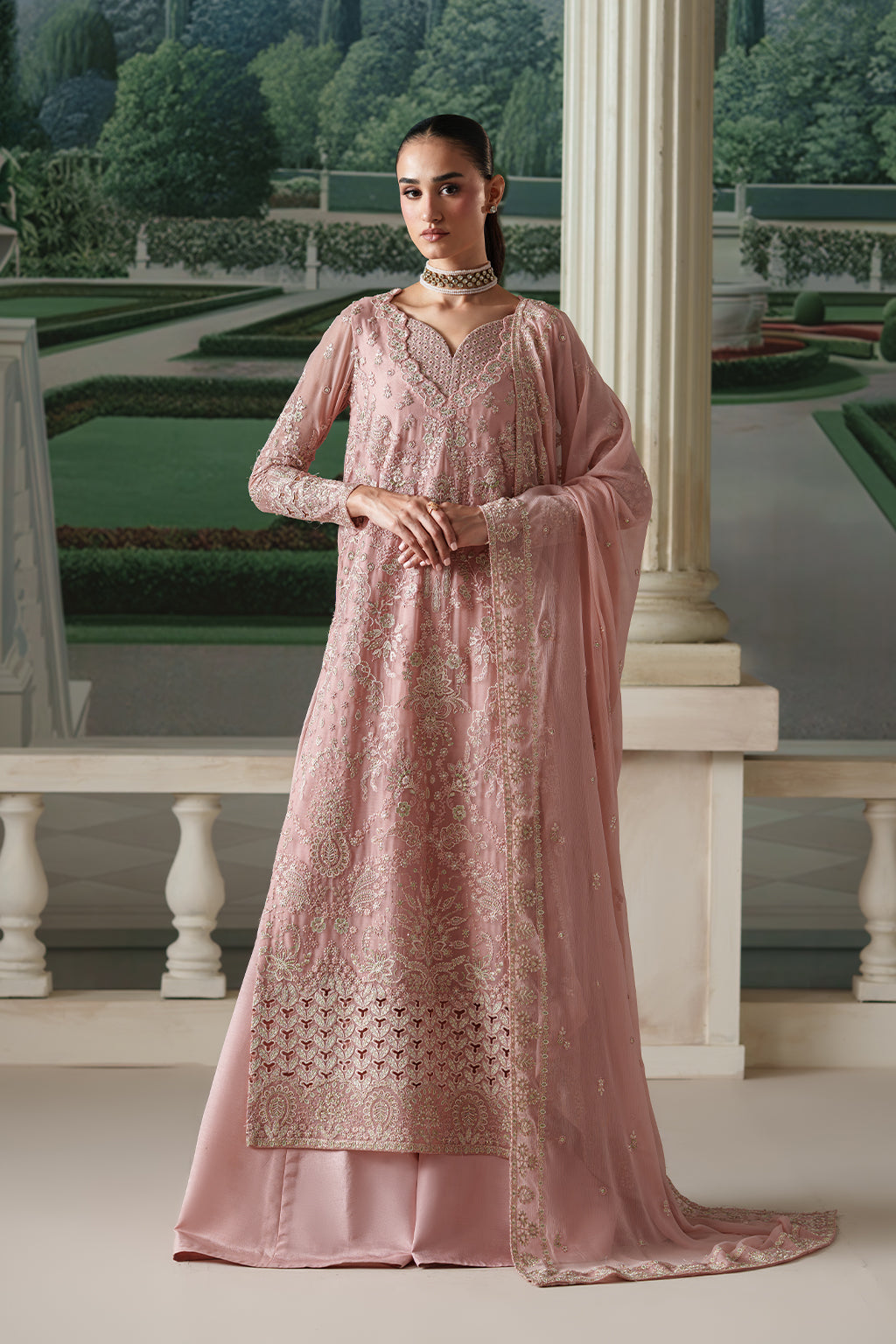 ANTIQUE BLUSH