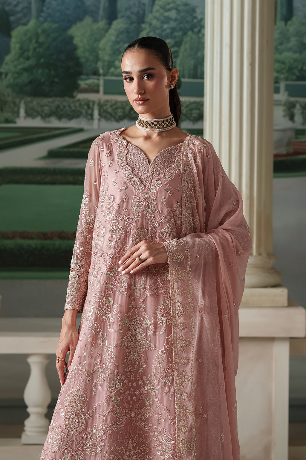ANTIQUE BLUSH