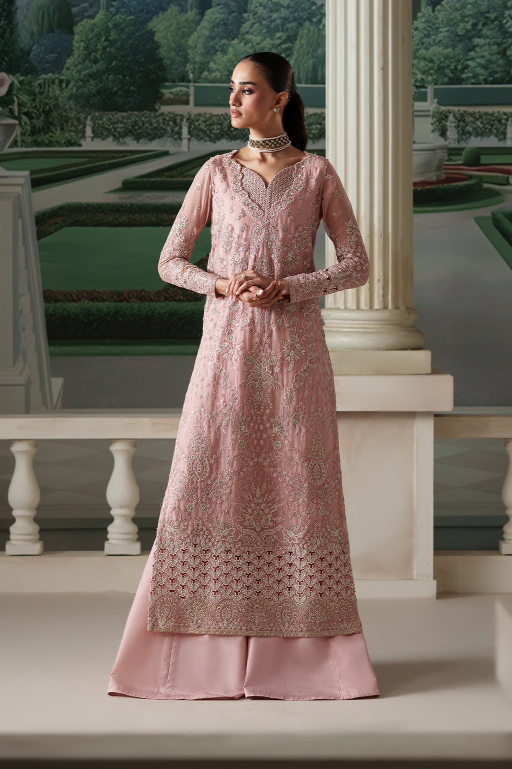 ANTIQUE BLUSH