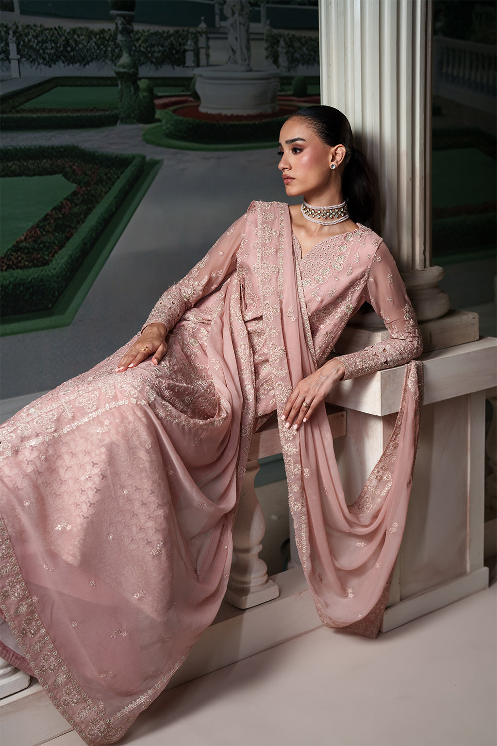 ANTIQUE BLUSH