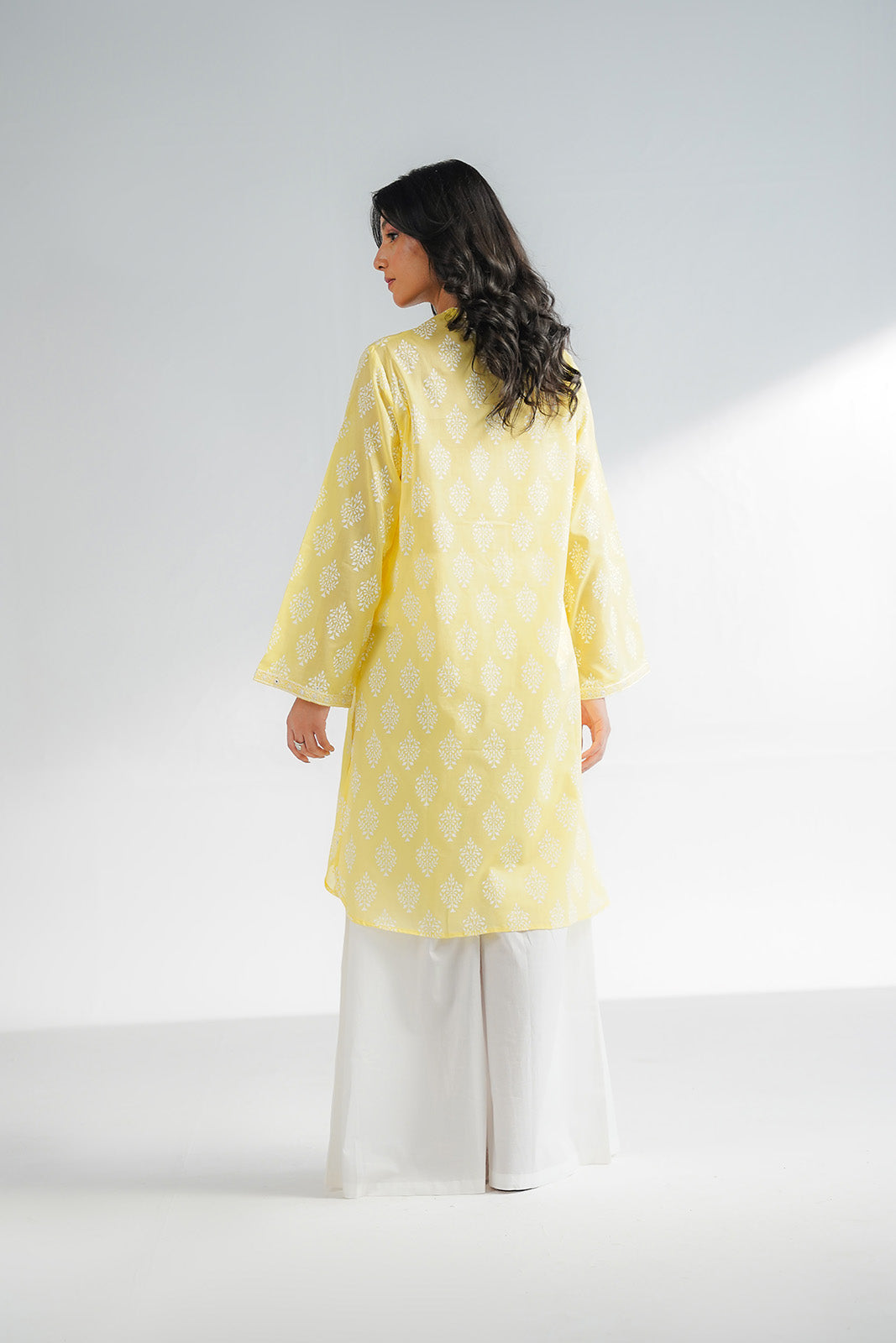 2 Piece Printed Lawn Embroidered (CS0622)