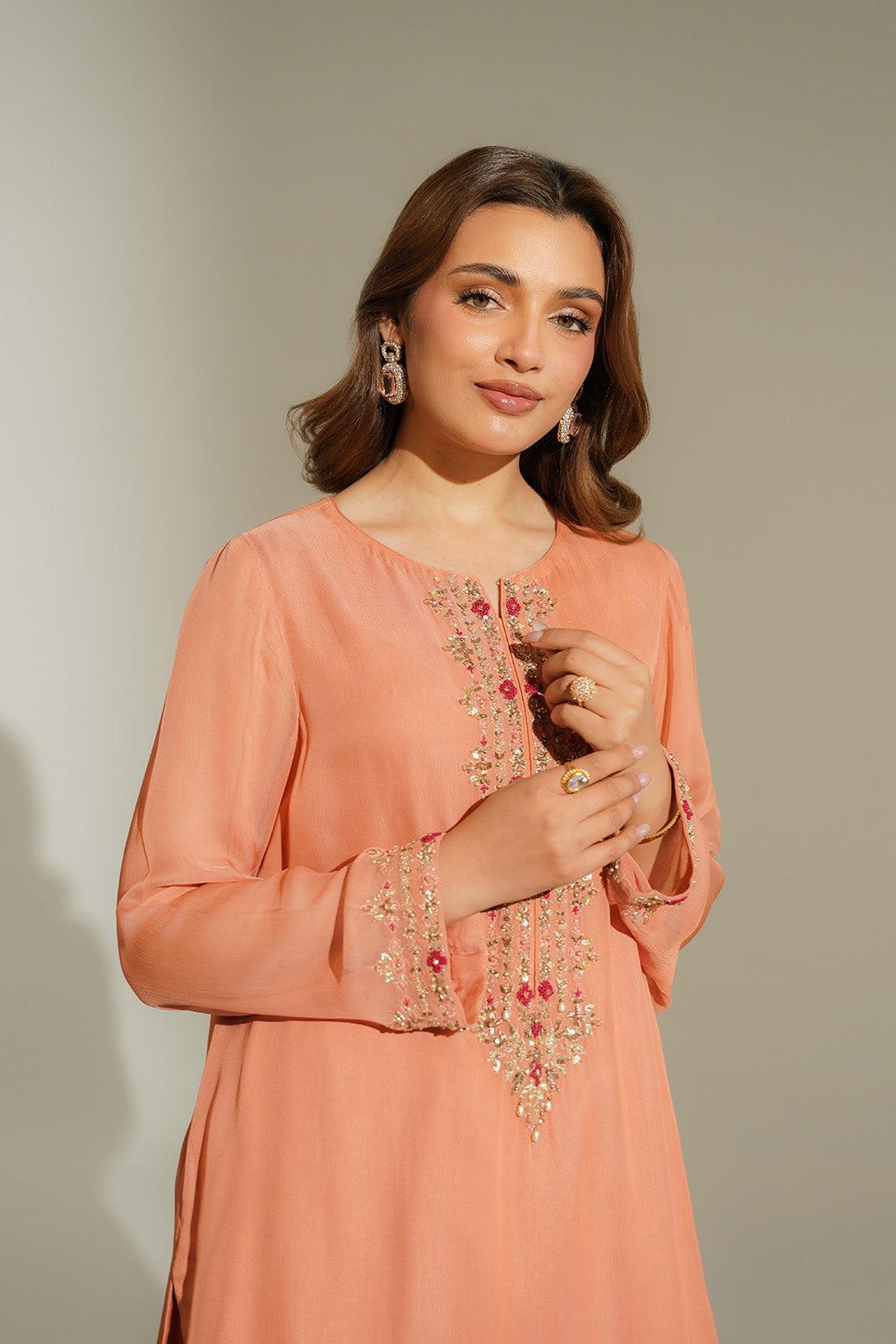 2 Piece Chiffon Embroidered Suit (FS0125)