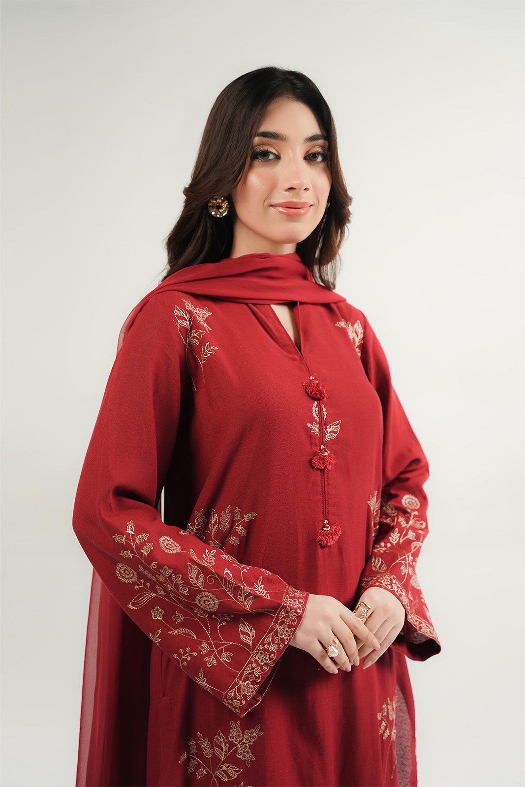 3 Piece Lawn Karandi Embroidered Suit (CP0567)