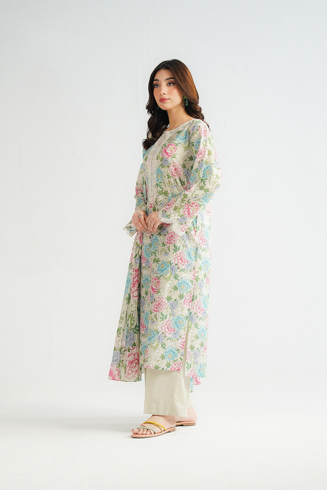 3 Piece Printed Lawn Embroidered (CP0520)