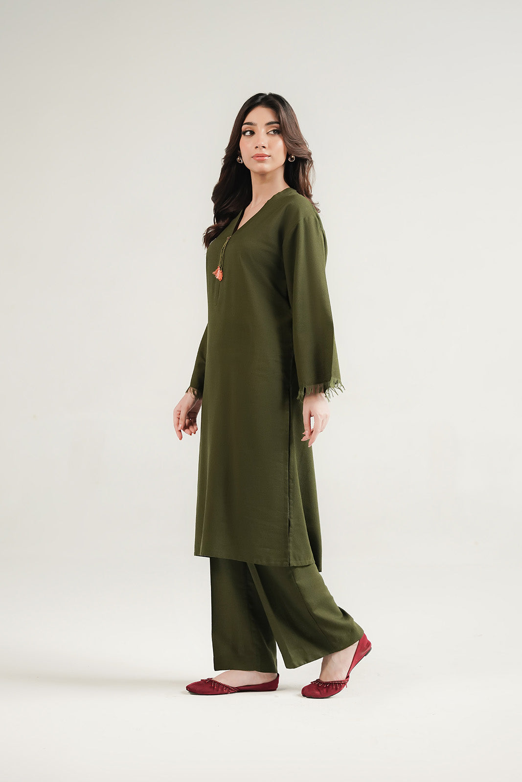 2 Piece Lawn Karandi Solid Suit (CP0538)