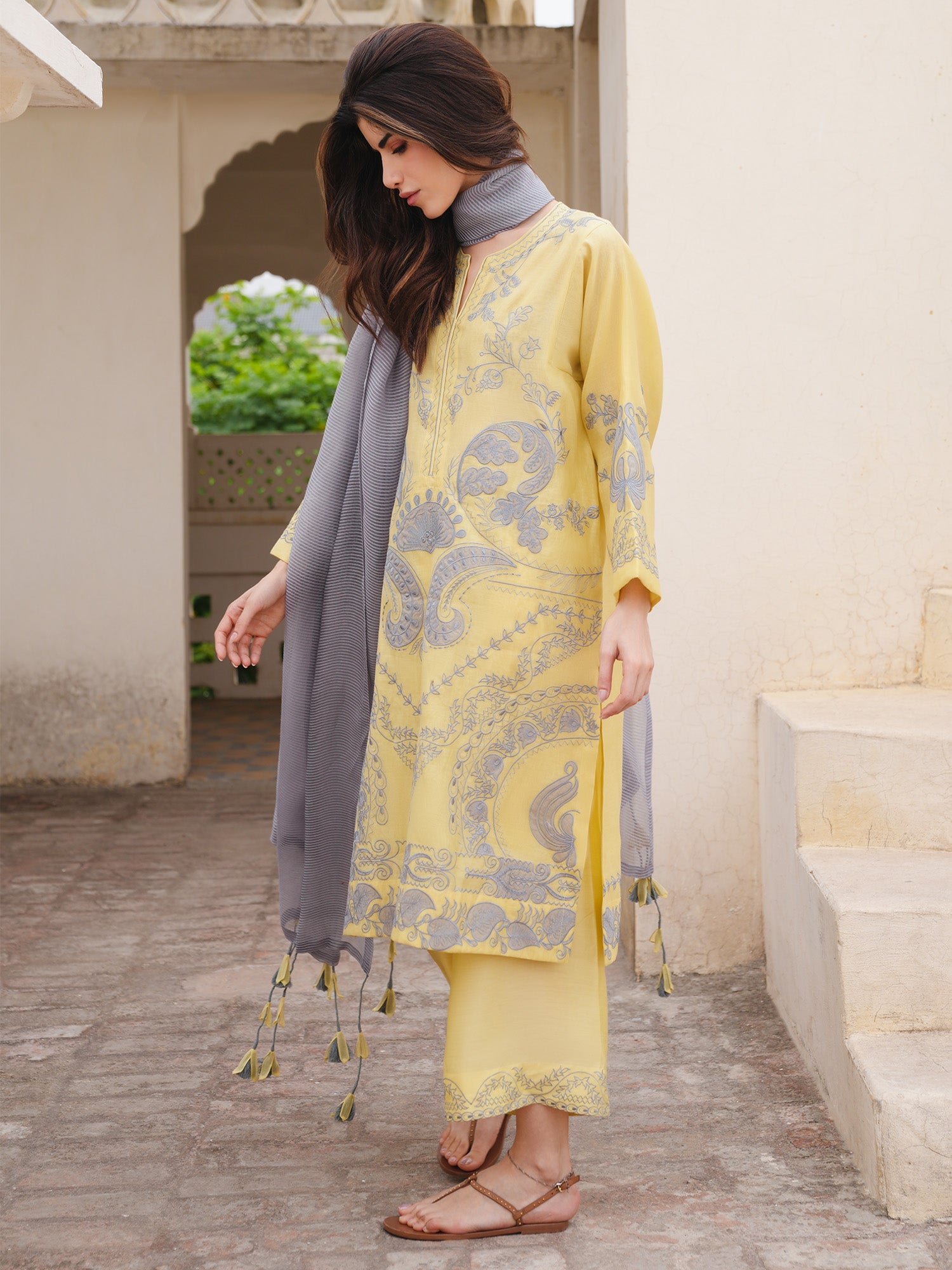 Raya, Izaar & Dupatta
