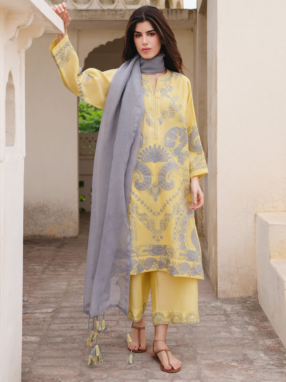 Raya, Izaar & Dupatta