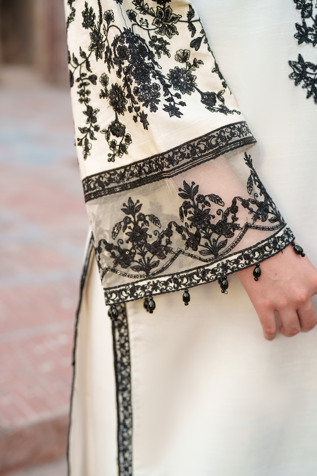 Saad Shaikh – Isle Style