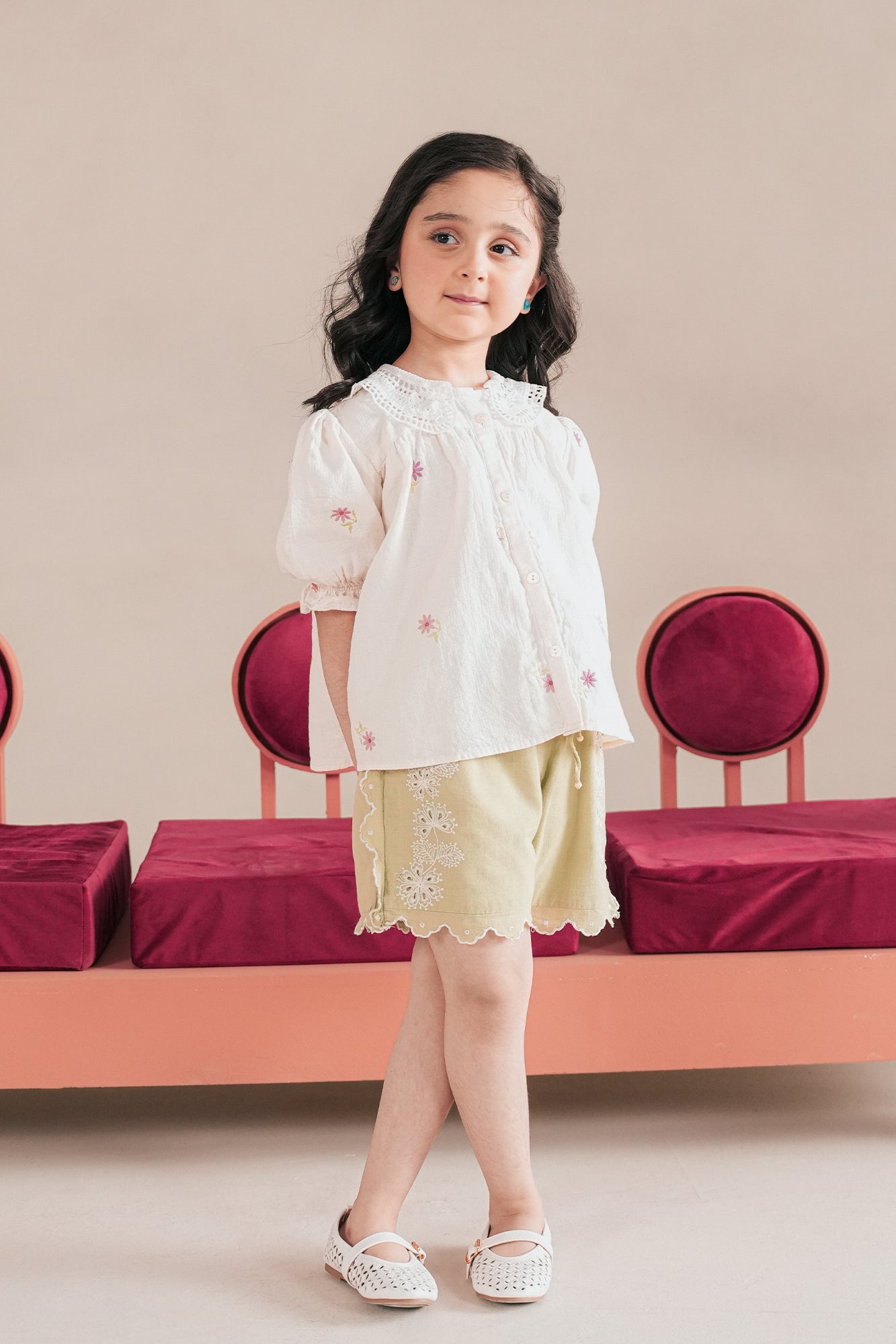 SHORT (E2111/301/725)