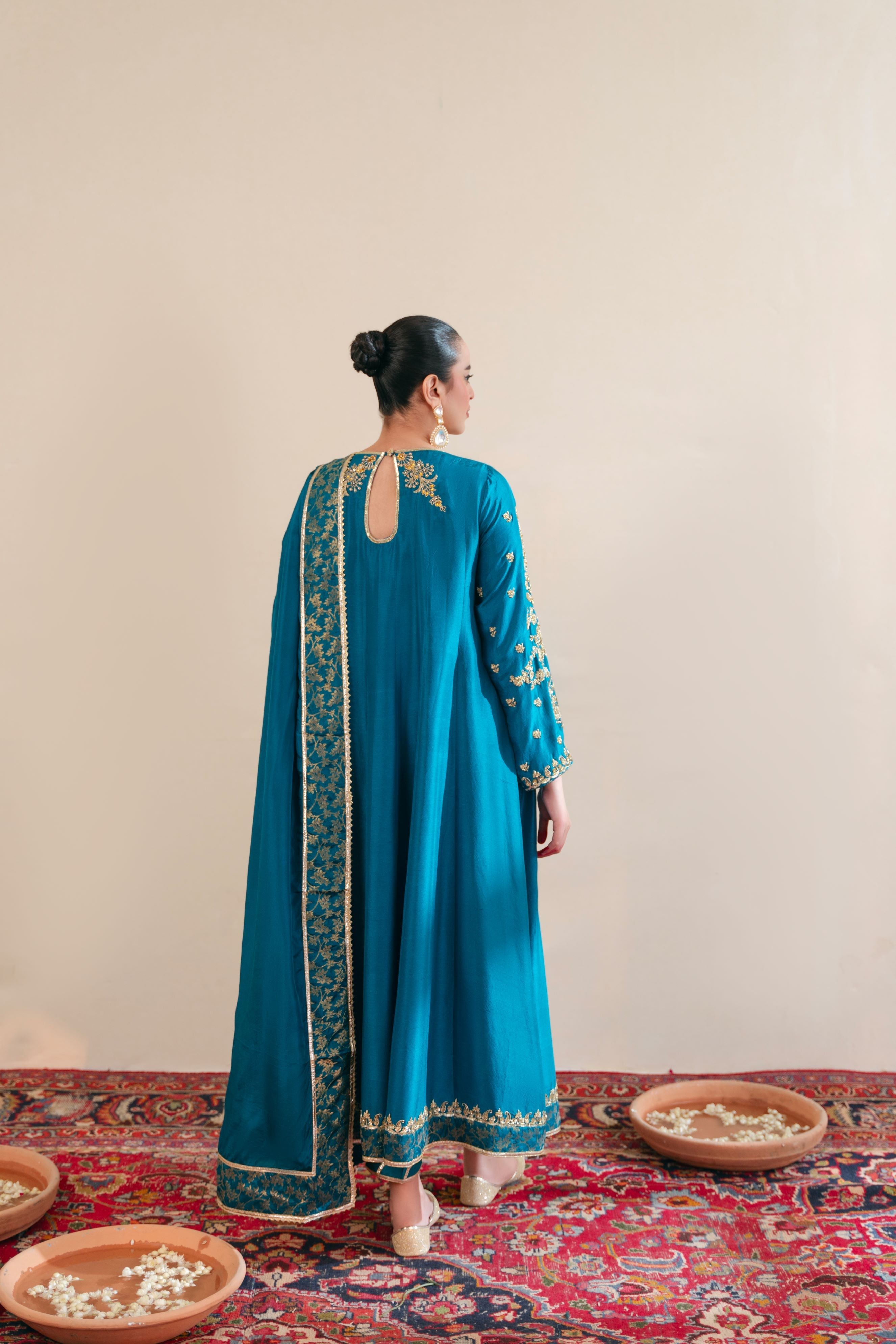 Mehru Teal