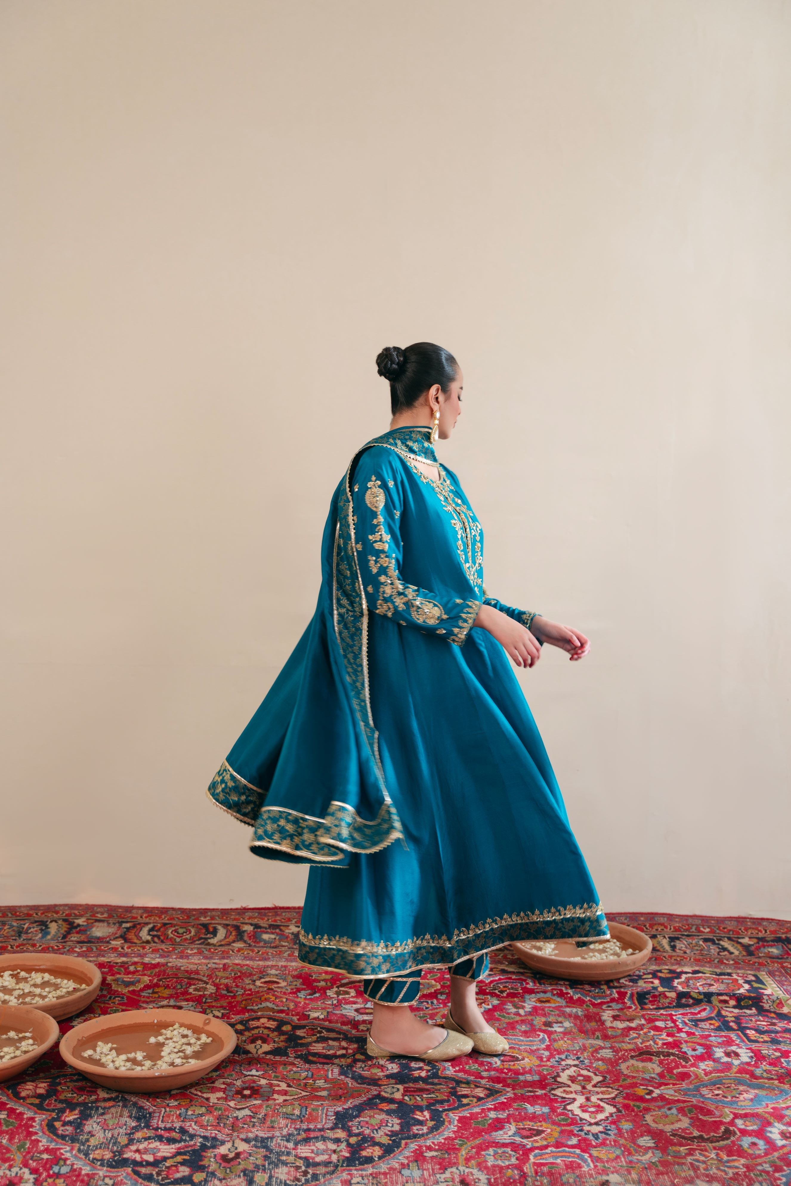 Mehru Teal
