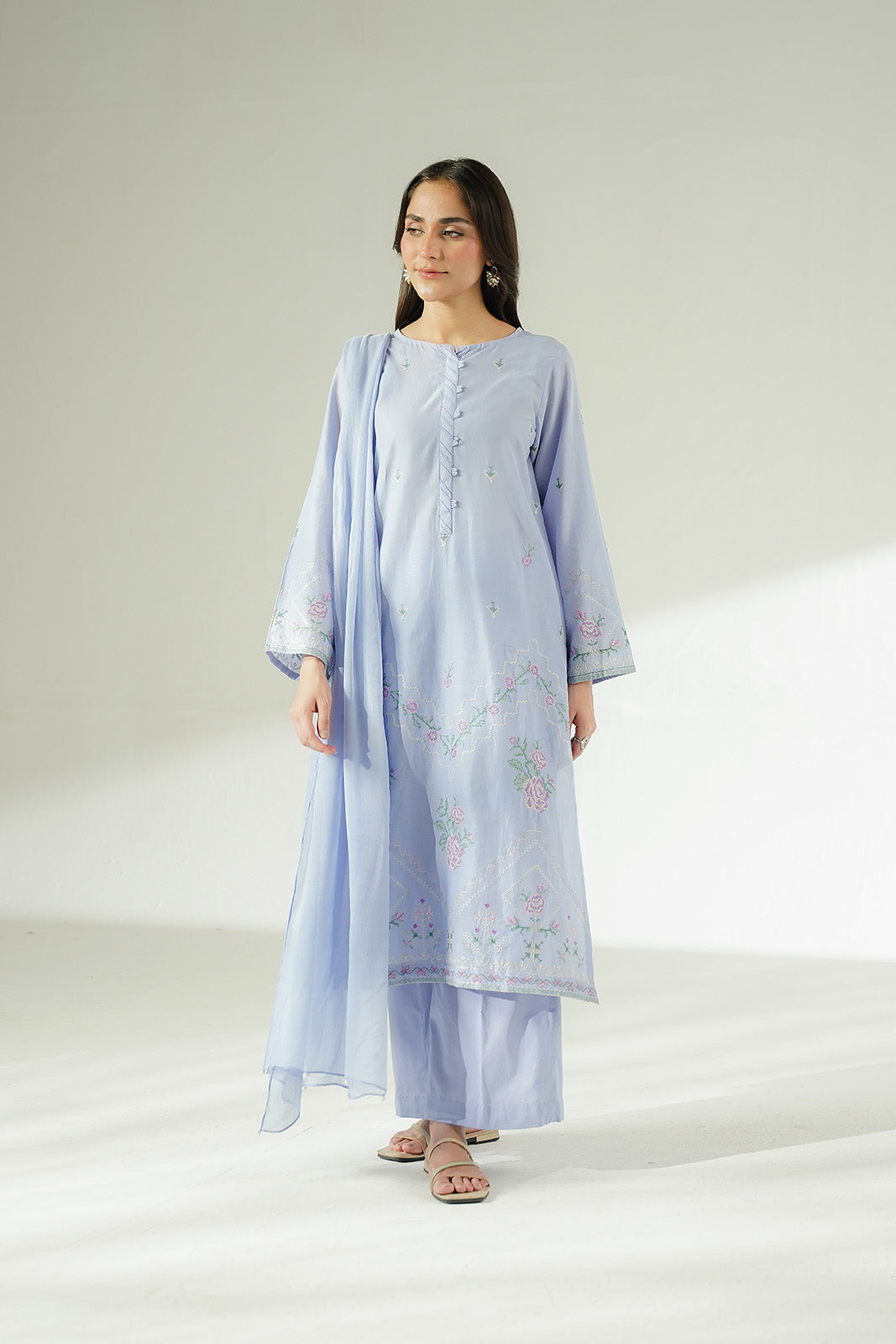 3 Piece Lawn Embroidered Suit (CS0612)
