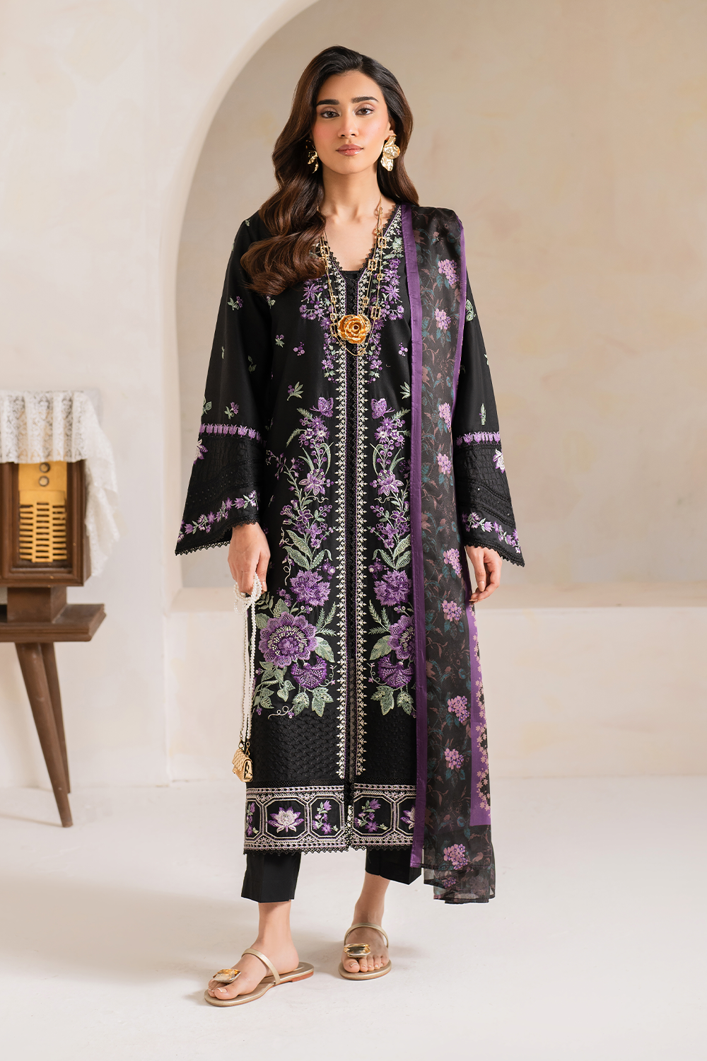 Embroidered Lawn MJ-25-05