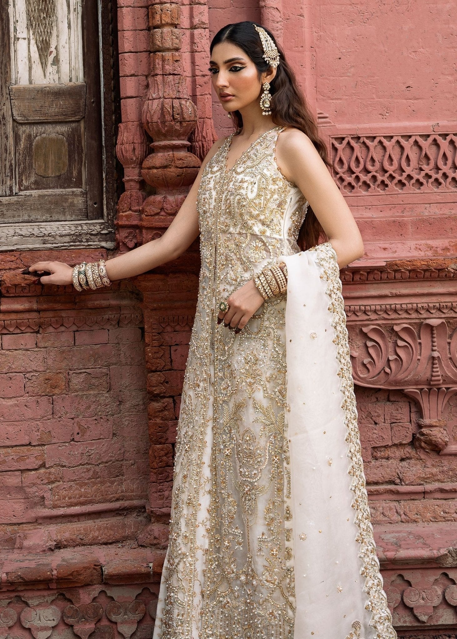 Kanwal Malik – Nisha Style
