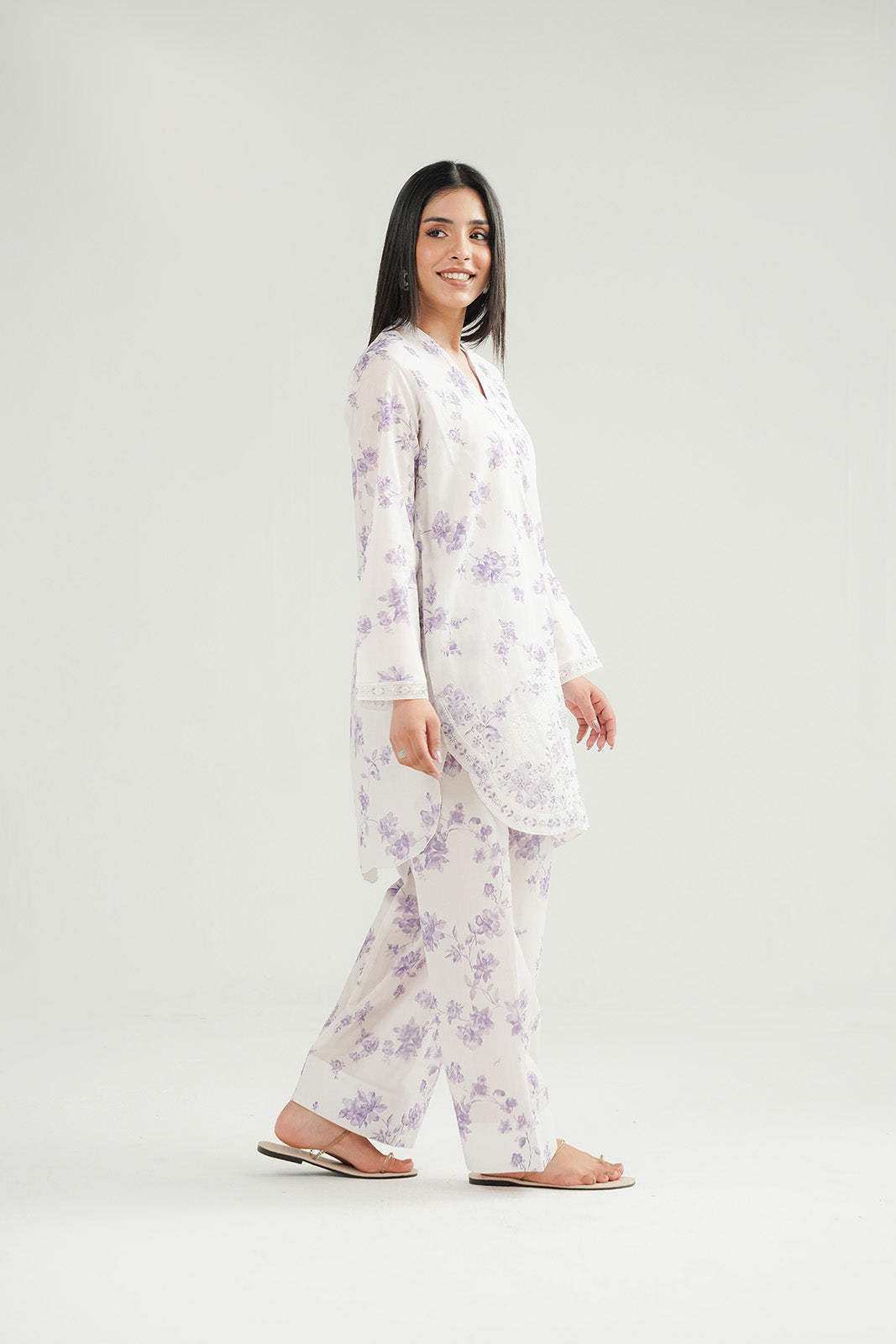 2 Piece Printed Lawn Embroidered Suit (CP0427)