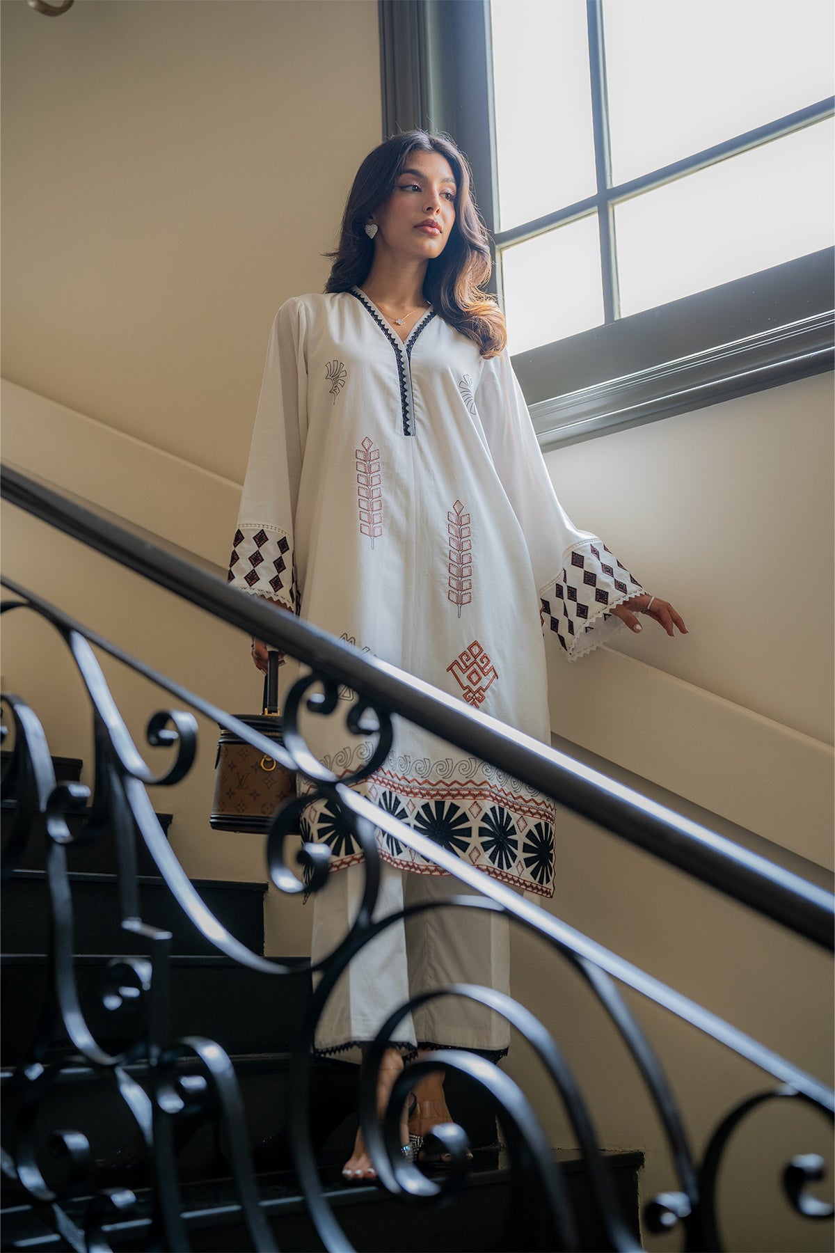 Mairaz Embroidered Velvet Suit — VVF D-2