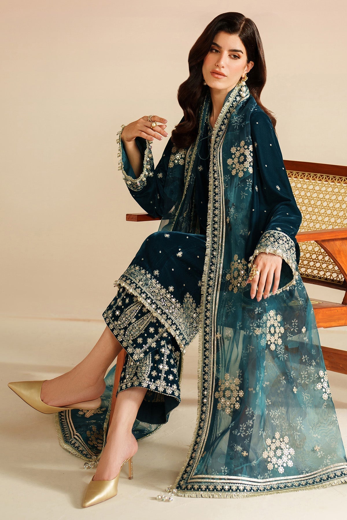 Mairaz Embroidered Velvet Suit — VVF D-2