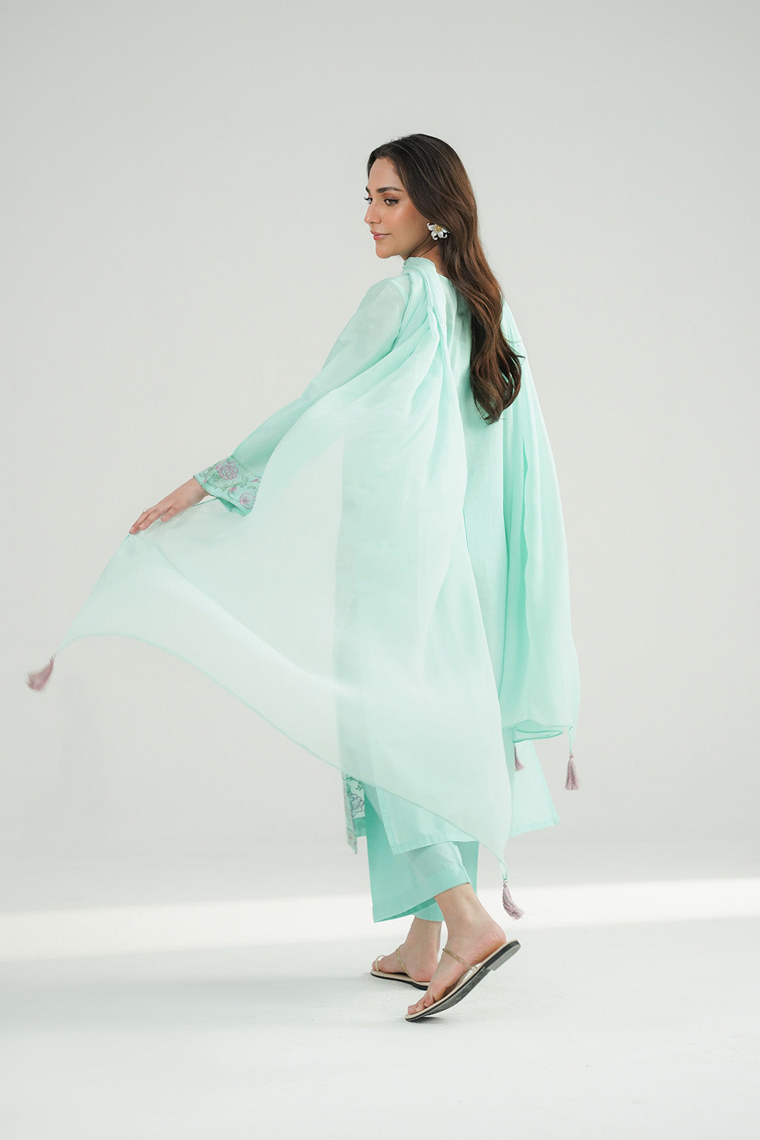 3 Piece Lawn Embroidered Suit (CS0473)