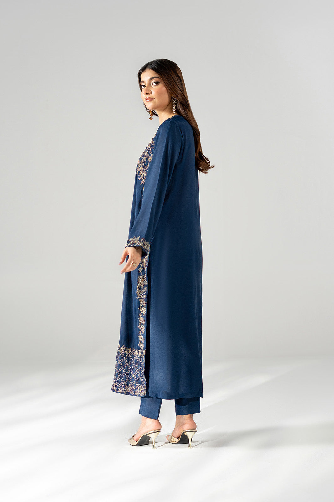 2 Piece Raw Silk Embroidered Suit (FL0218)