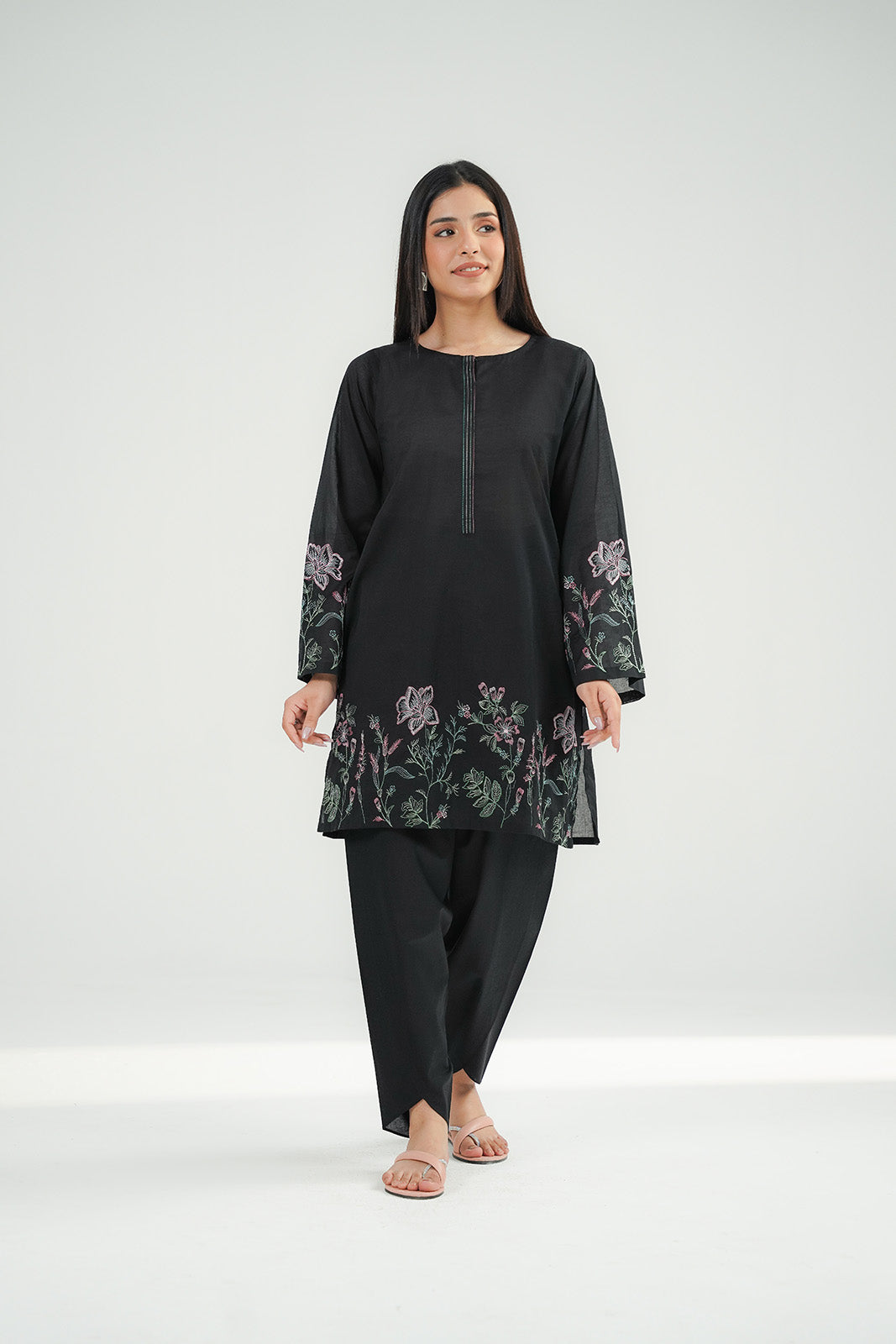 2 Piece Lawn Embroidered Suit (CS0481)