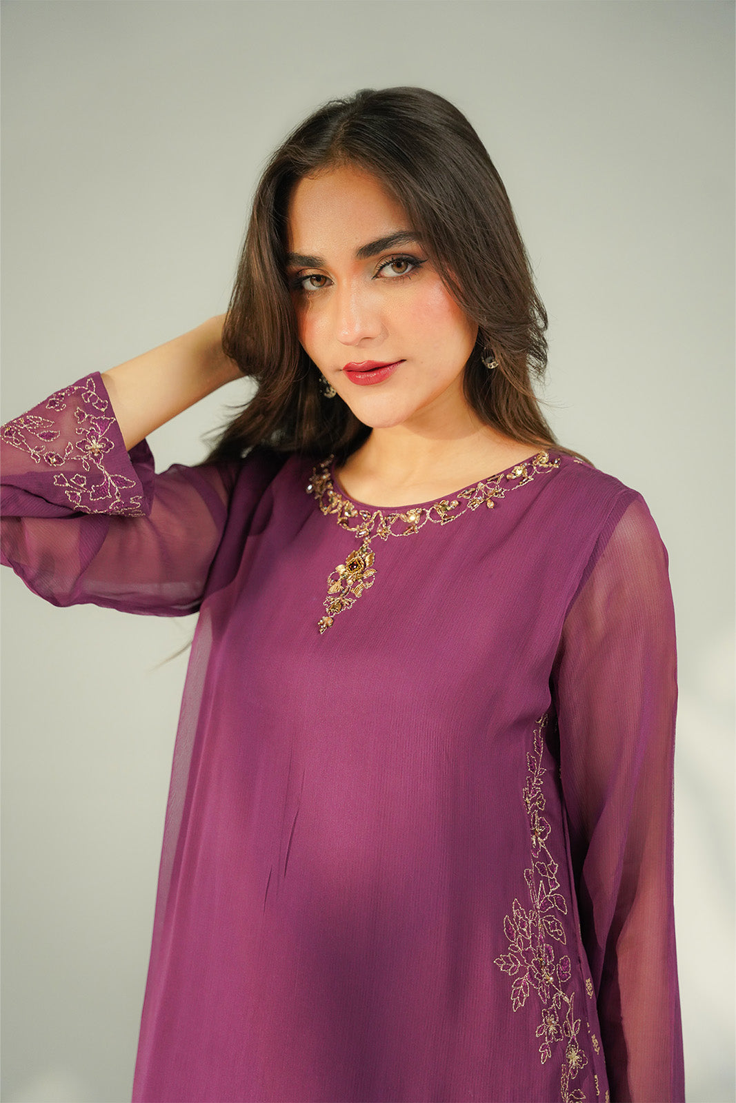 2 Piece Chiffon Embroidered Suit (FL0213)