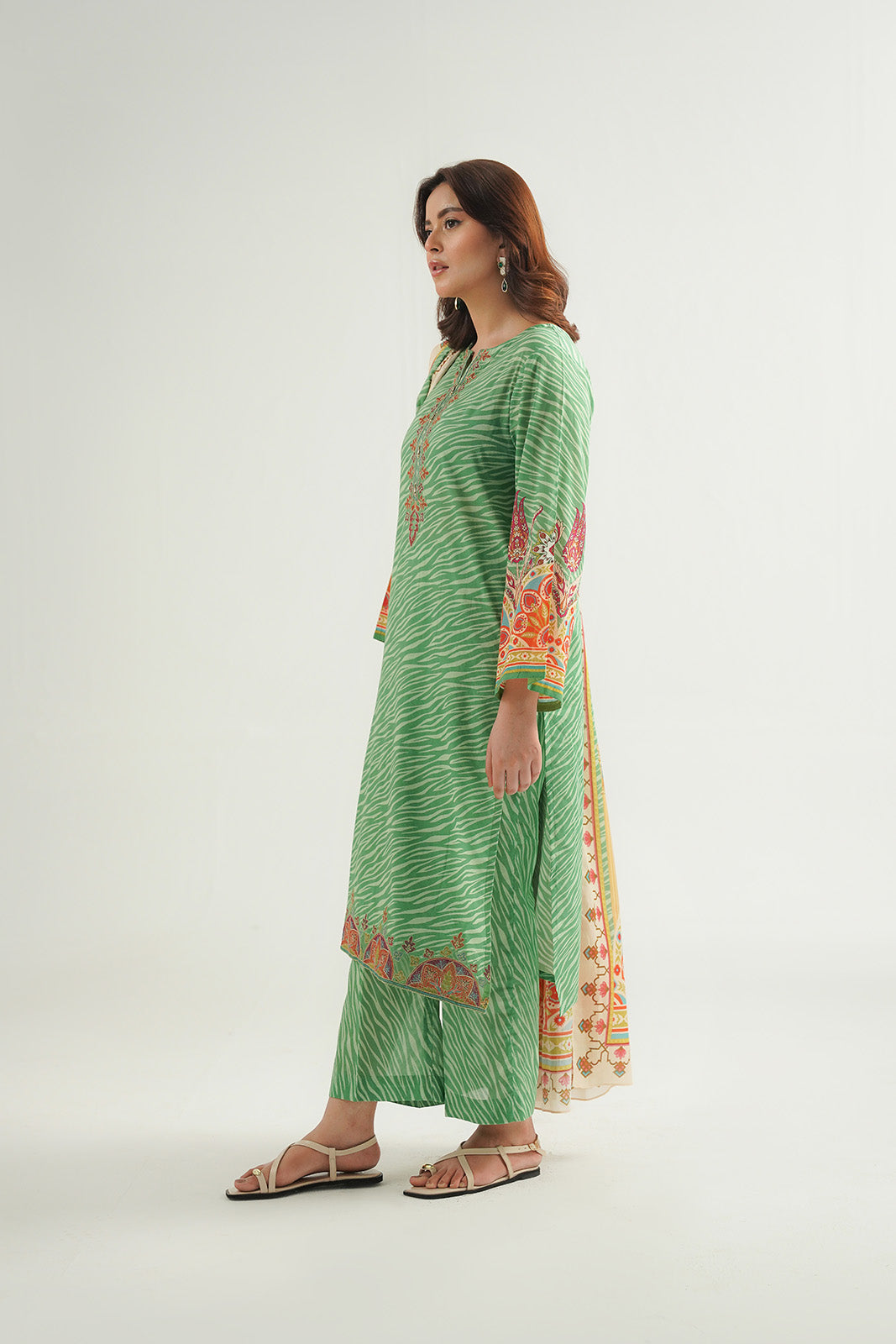 3 Piece Printed Lawn Printed Suit (CP0476)