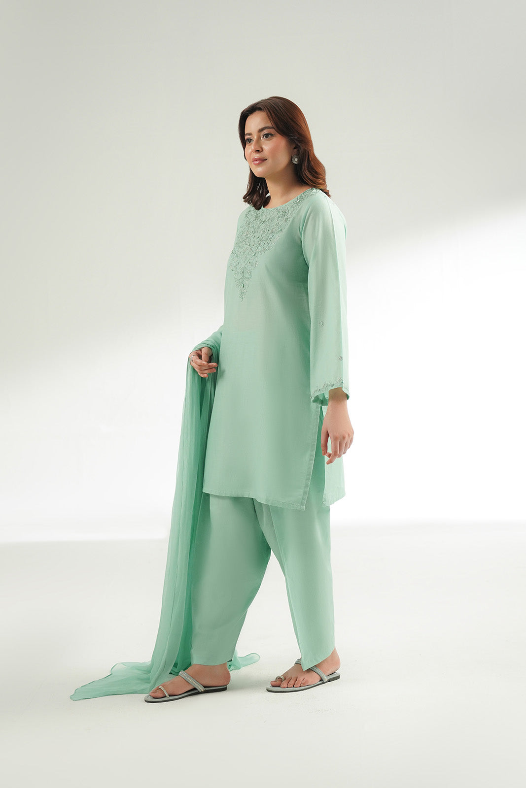 3 Piece Lawn Embroidered Suit (CS0570)
