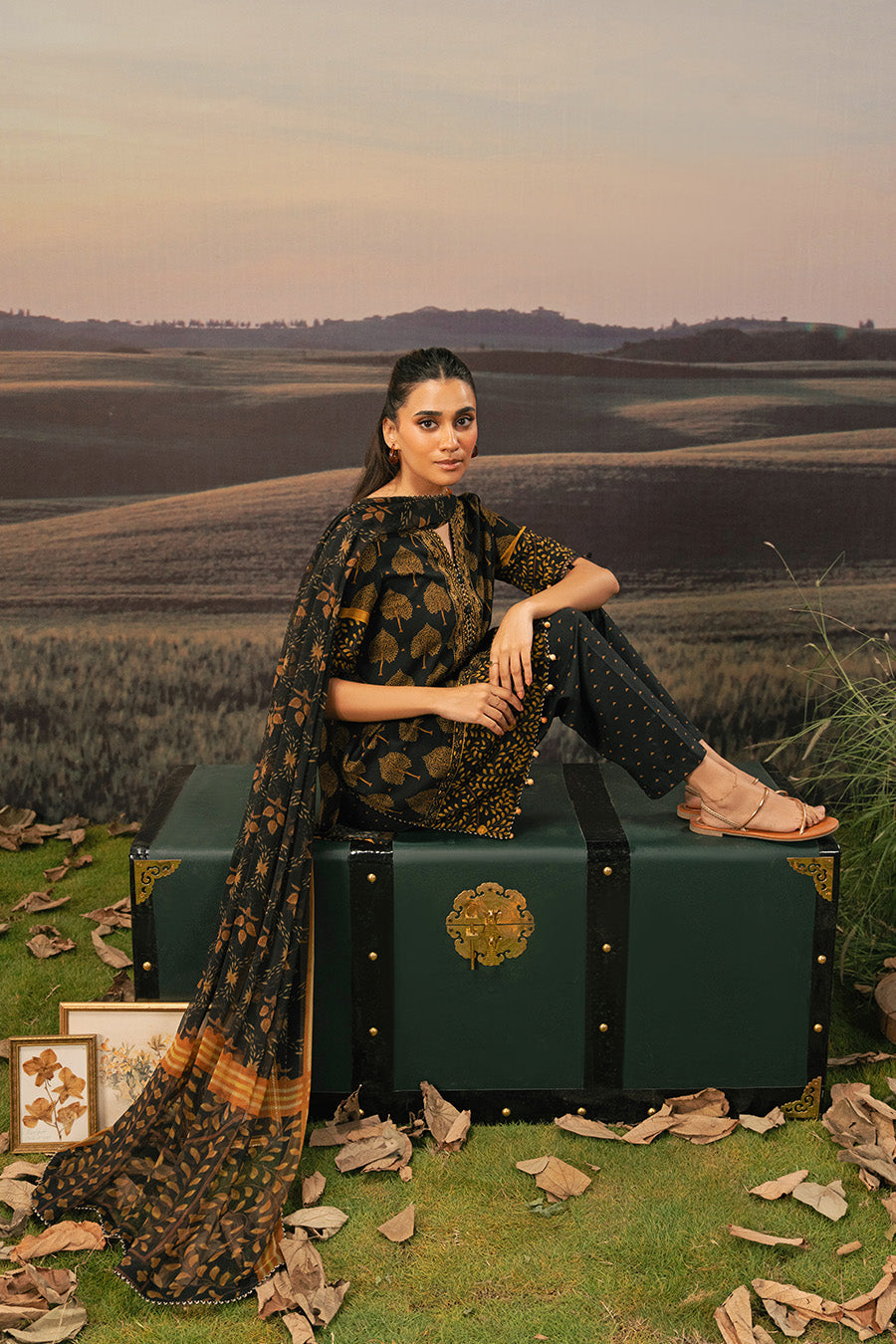 3 Pc Unstitched Embroidered Arabic Lawn Suit | MB-PFUS25-03B