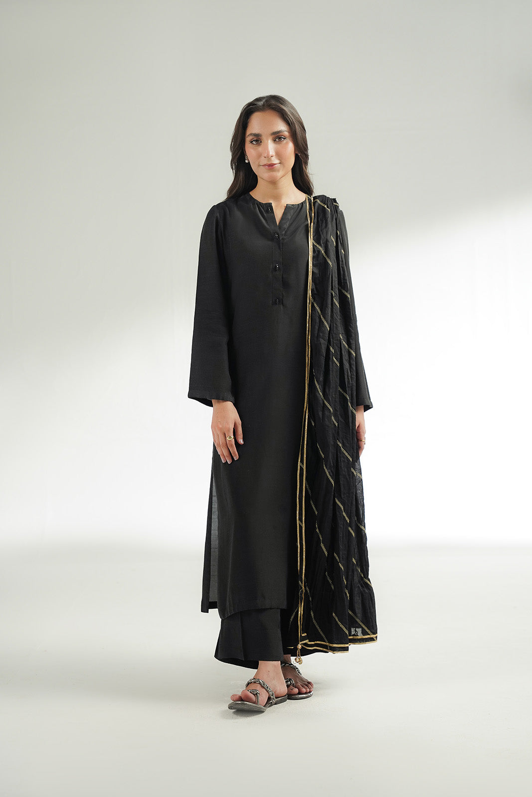 1 Piece Lawn Embroidered Stole (CO0033)