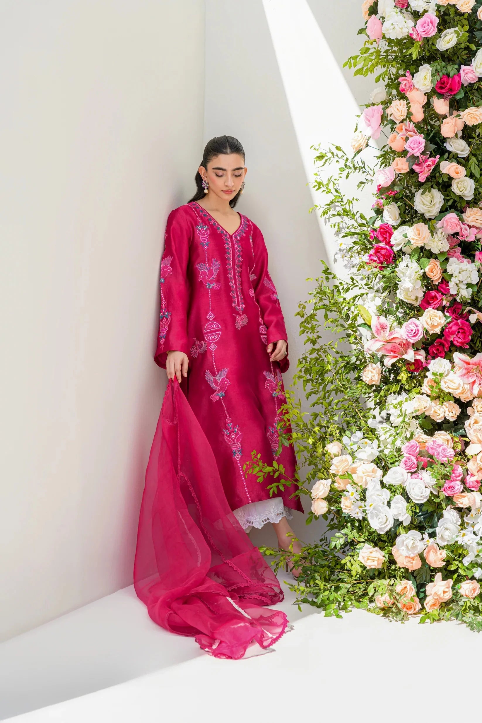 Minha by Alizay Saad