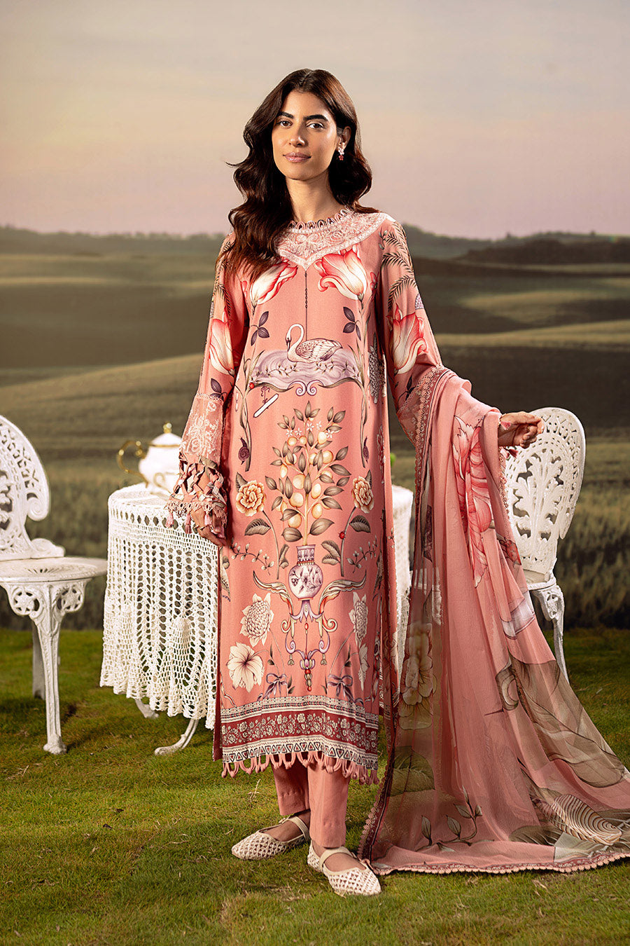 3 Pc Unstitched Embroidered Arabic Lawn Suit | MB-PFUS25-04B