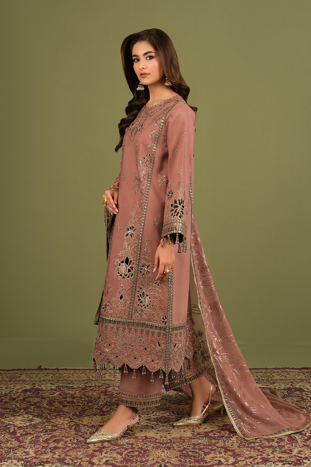 Alizeh – Vesper Style