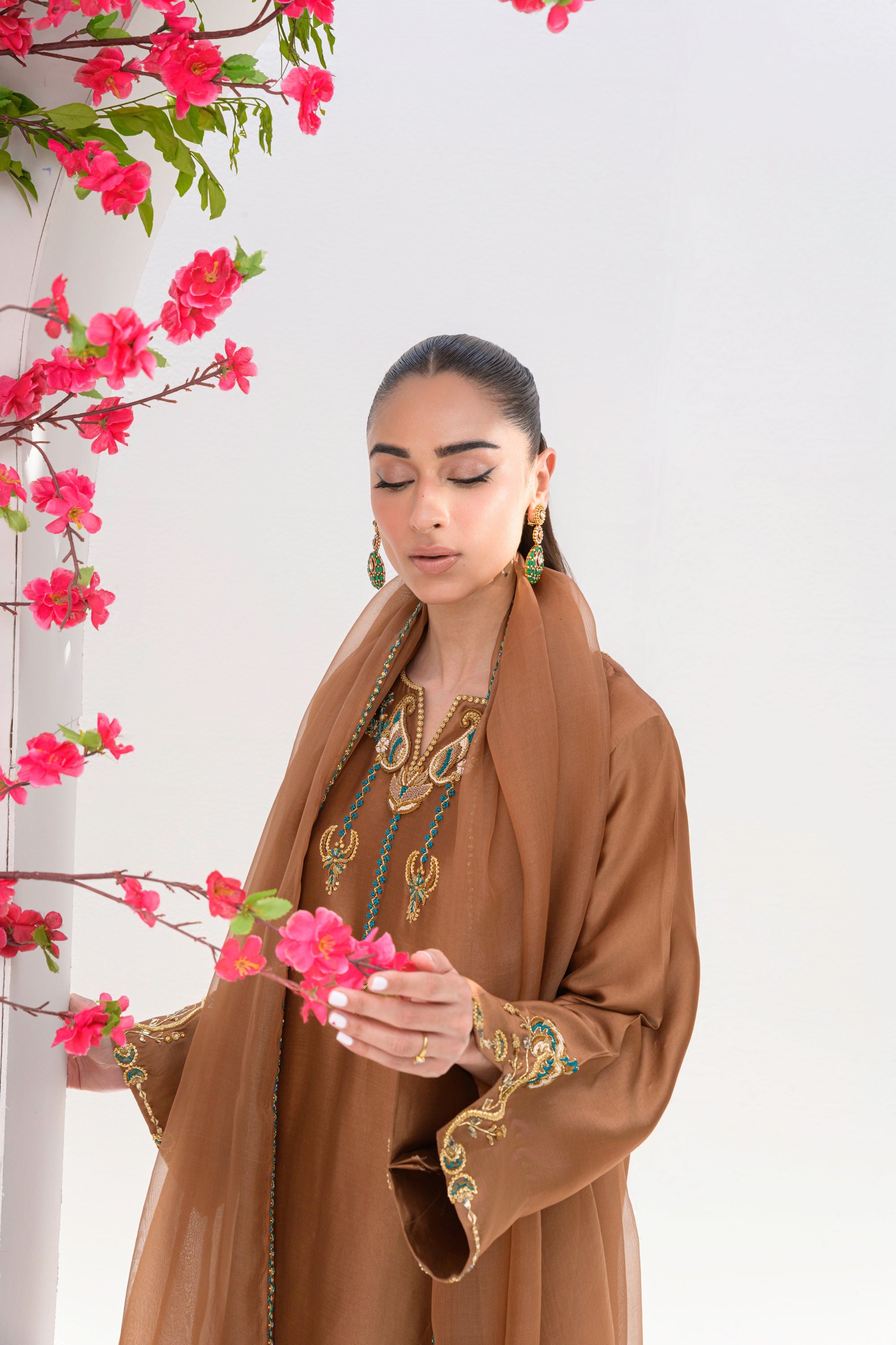 https://cdn.shopify.com/s/files/1/0645/9568/9628/files/DSC_2602.jpg?v=1746879837