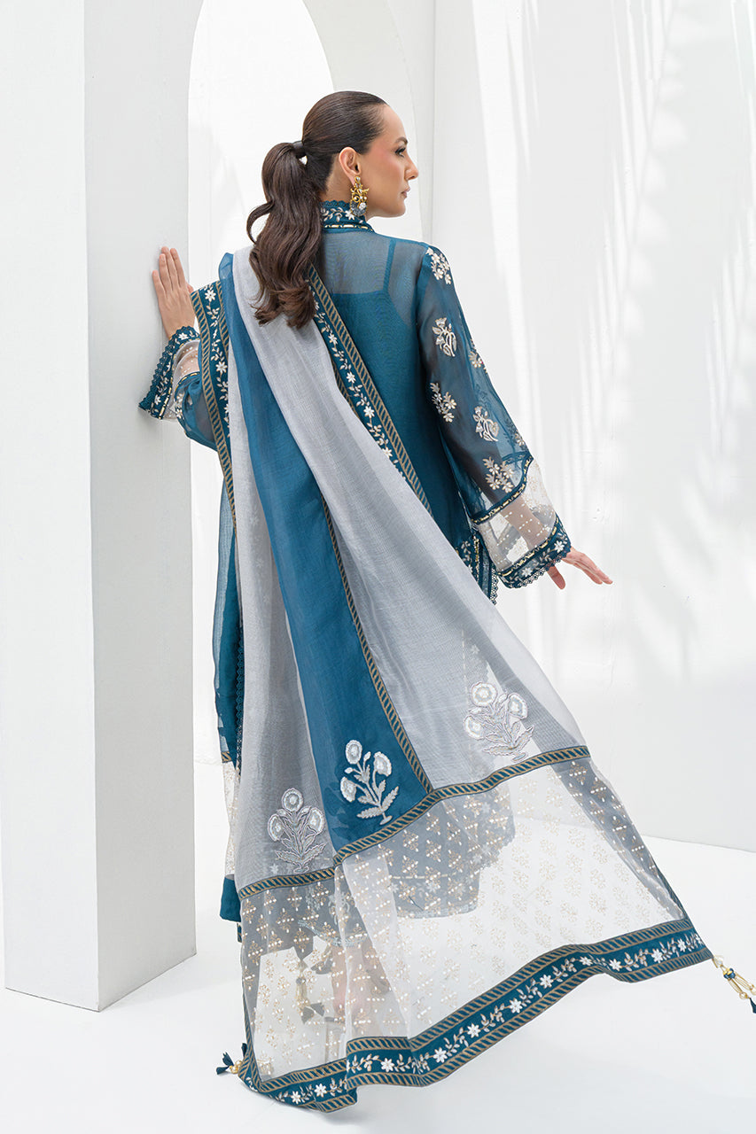 Nadia Farooqui
