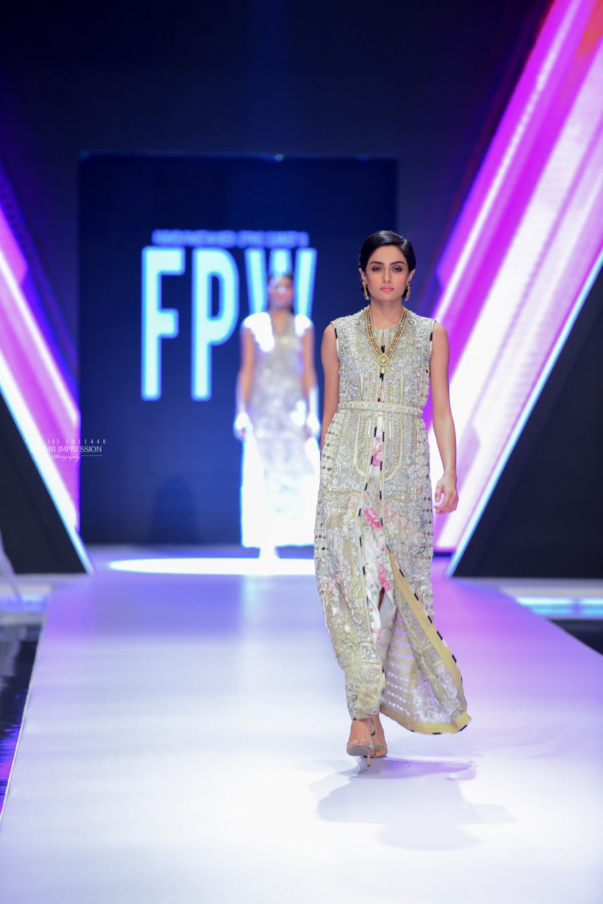 Seril Dupatta