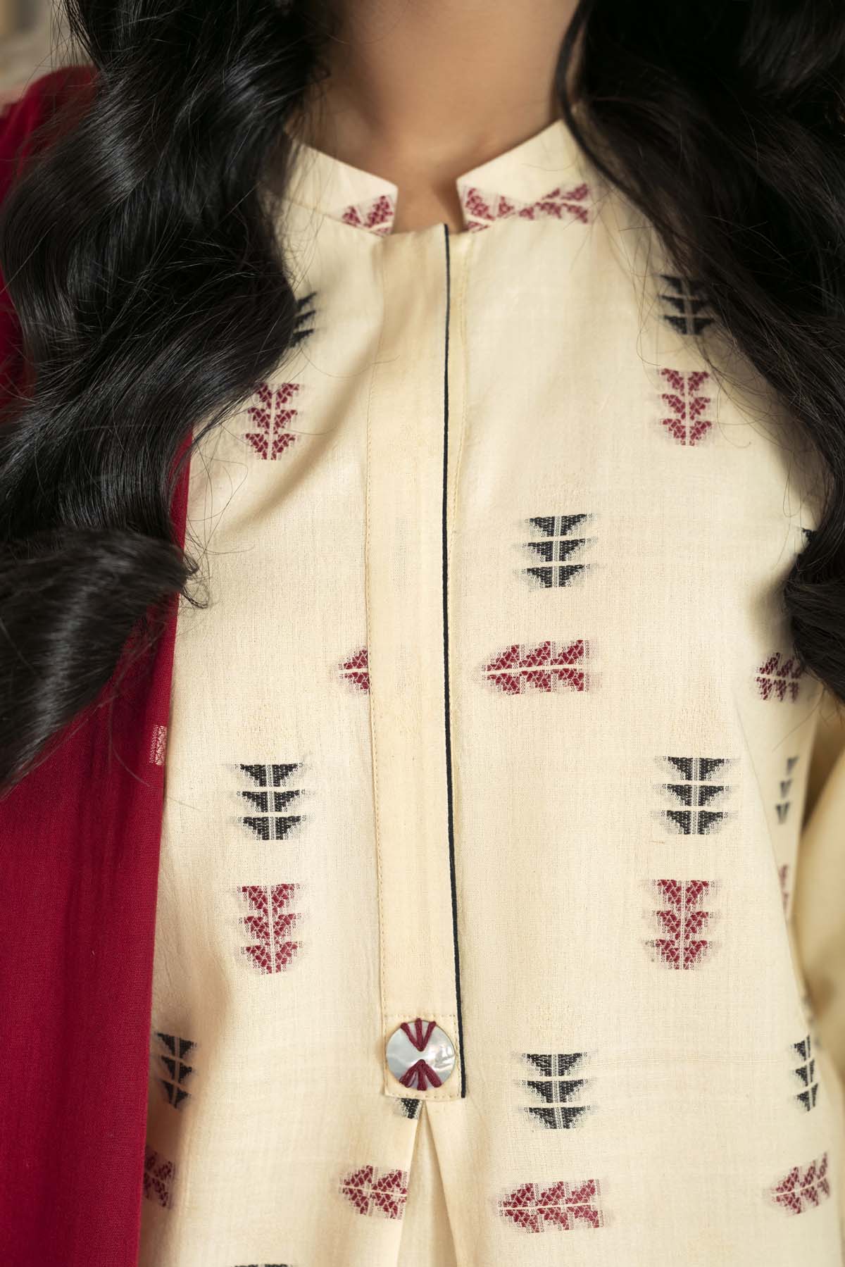 https://cdn.shopify.com/s/files/1/0704/5916/2937/files/DSF7715.jpg?v=1752140809